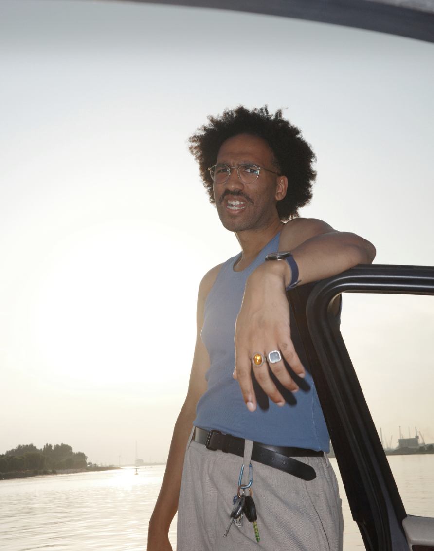 Exploring Antwerp with Youniss