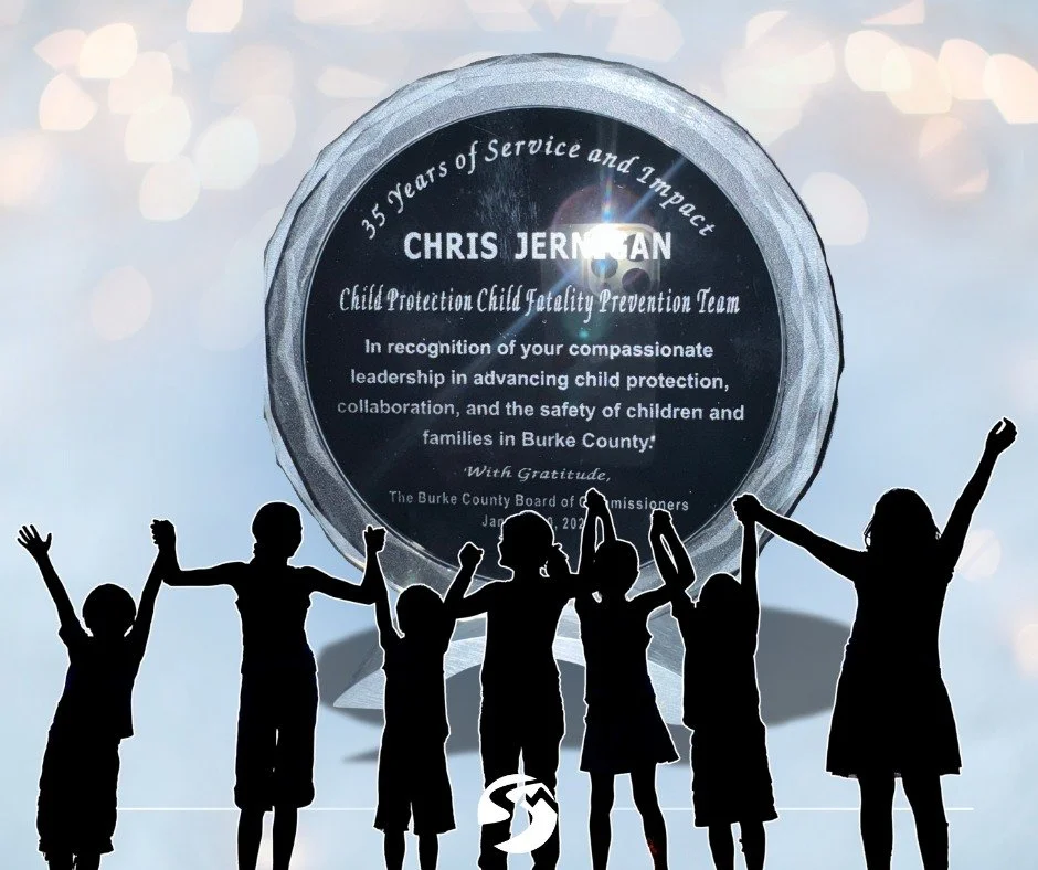 𝙇𝙖𝙨𝙩 𝙣𝙞𝙜𝙝𝙩, 𝙨𝙤𝙢𝙚𝙩𝙝𝙞𝙣𝙜 𝙧𝙚𝙖𝙡𝙡𝙮 𝙨𝙥𝙚𝙘𝙞𝙖𝙡 𝙝𝙖𝙥𝙥𝙚𝙣𝙚𝙙...

At the Burke County Commissioners meeting, our executive director, Chris Jernigan /  @wchrisj1520, was recognized for 𝟯𝟱 𝘆𝗲𝗮𝗿𝘀 𝗼𝗳 𝘀𝗵𝗼𝘄𝗶𝗻𝗴 𝘂𝗽 𝗳