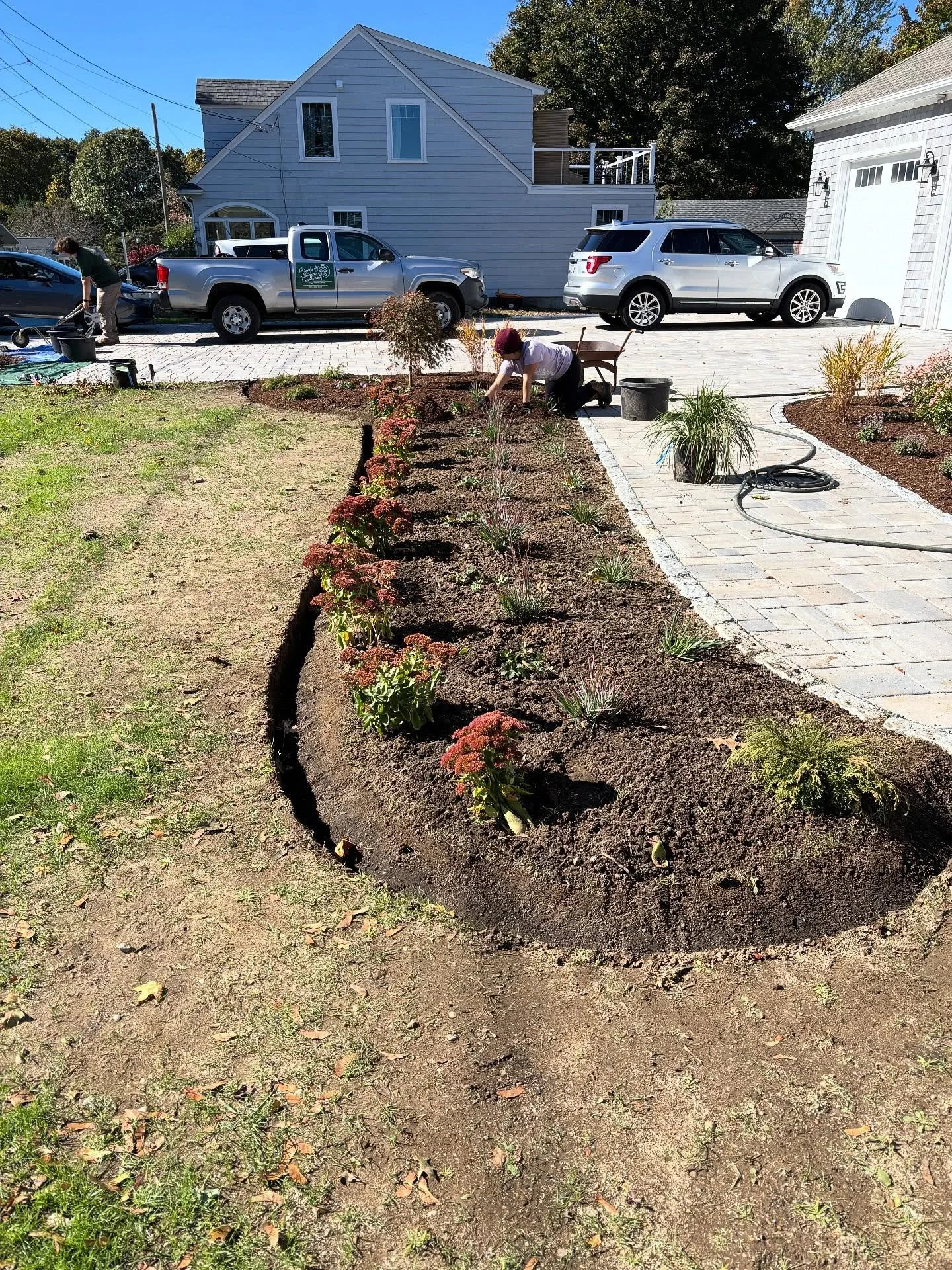 We&rsquo;ve been putting in this new *nearly* native perennial garden in NK the past few days, and we were all awfully proud of the crisp edges Elwood installed!