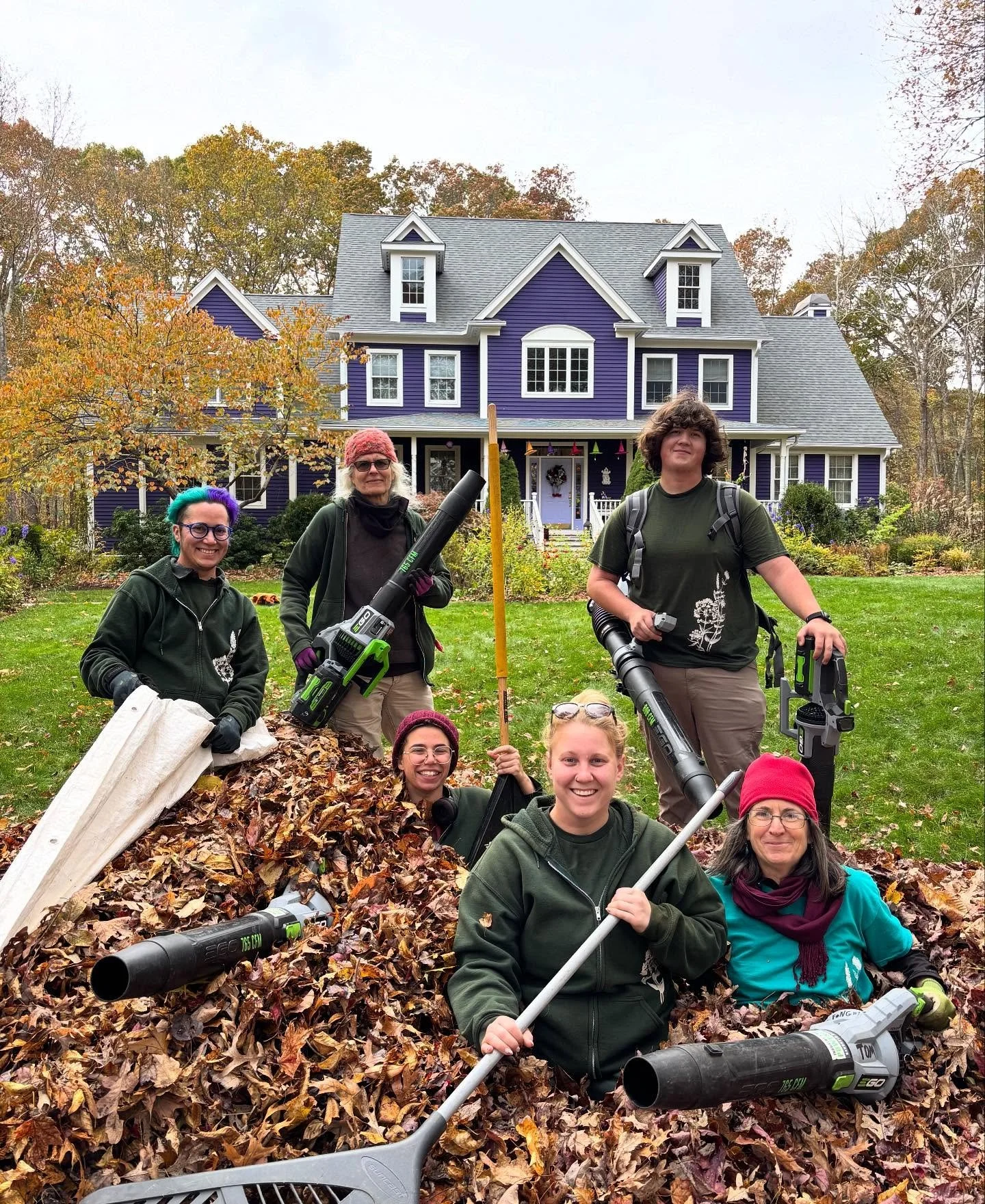 Leaf cleanup training day!

We had a ton of fun at one of our favorite client&rsquo;s houses just making sure that all the new team members are on the same page.

This kind of effort keeps us efficient and effective, and makes sure that all of our cl