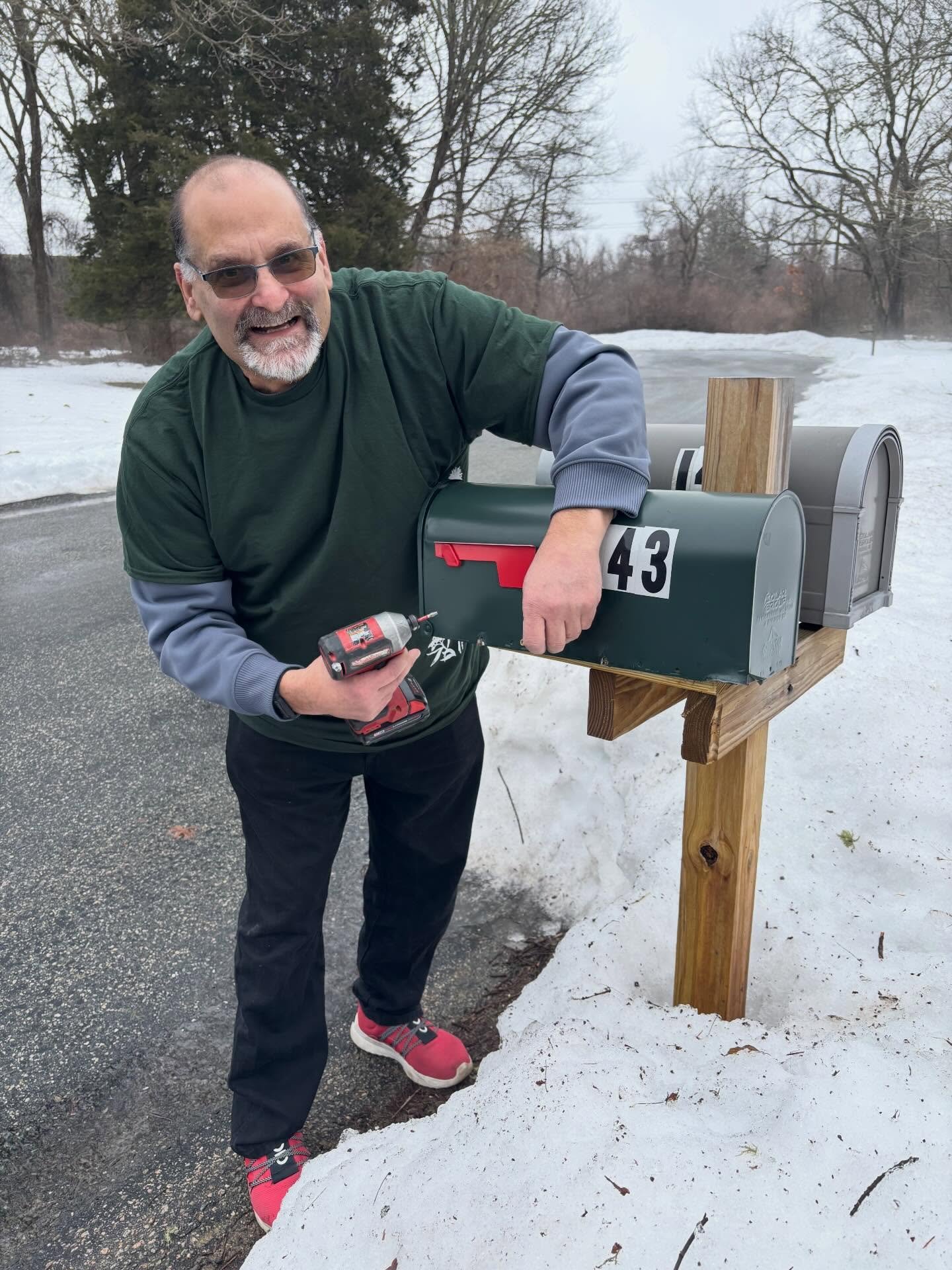 Did you know that we have a staff handyman, and we offer outdoor construction services?

This might be the time to talk about replacing a damaged mailbox! Those plows had a tough winter&hellip;

(How about a new garden to go around the mailbox, while
