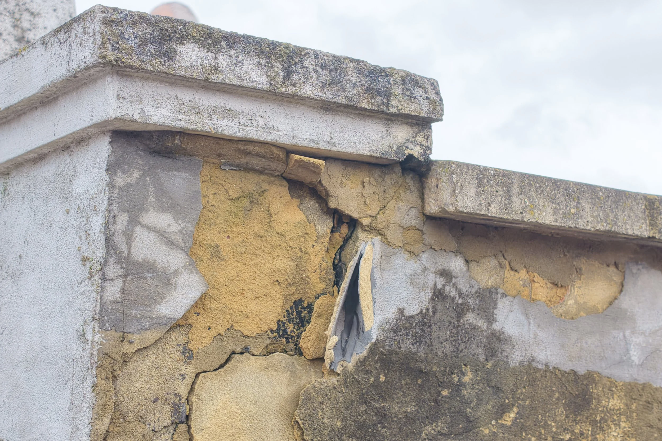 Parapet & Render Defects