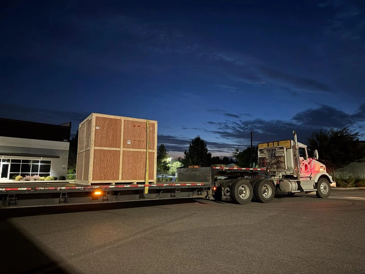 A nice lift today with our friends at @nesscampbellcranerigging