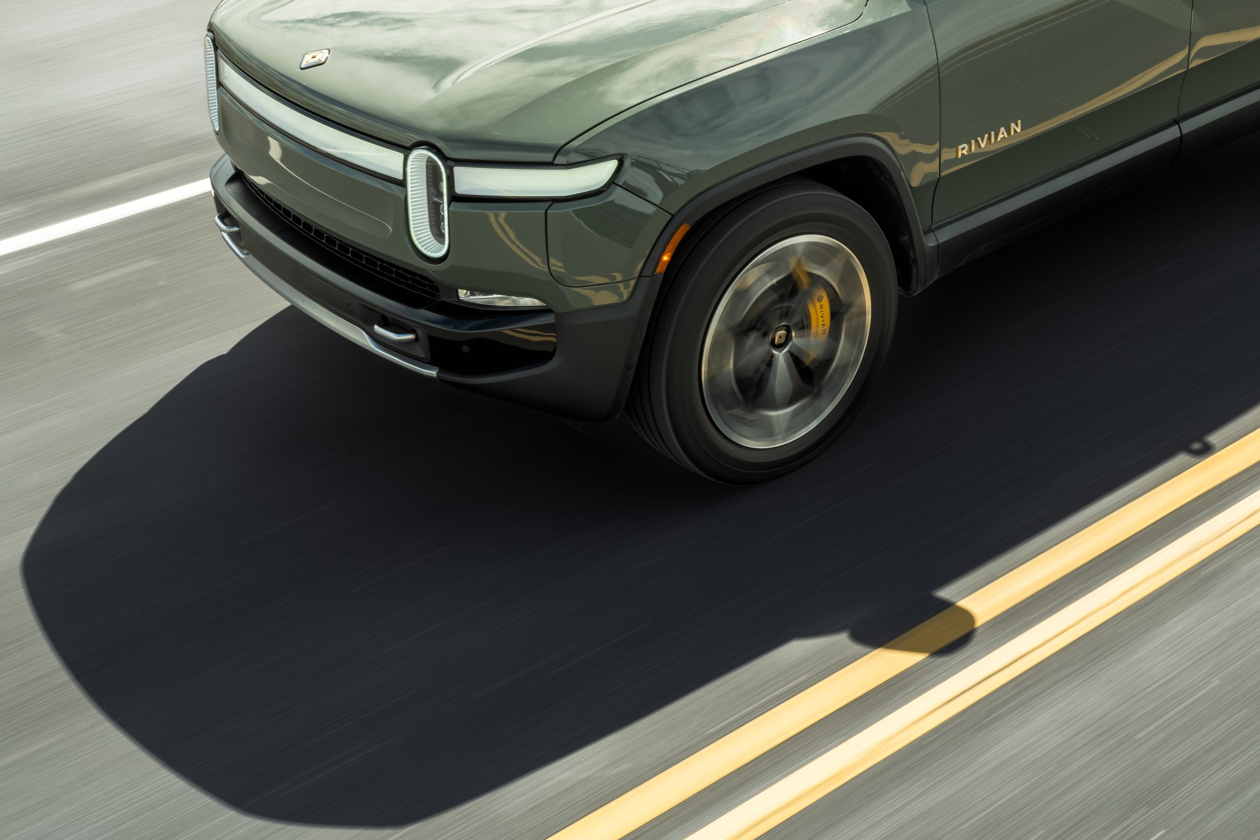 Rivian_Utah_Jussi_Grznar-1263842--2 copy.jpg