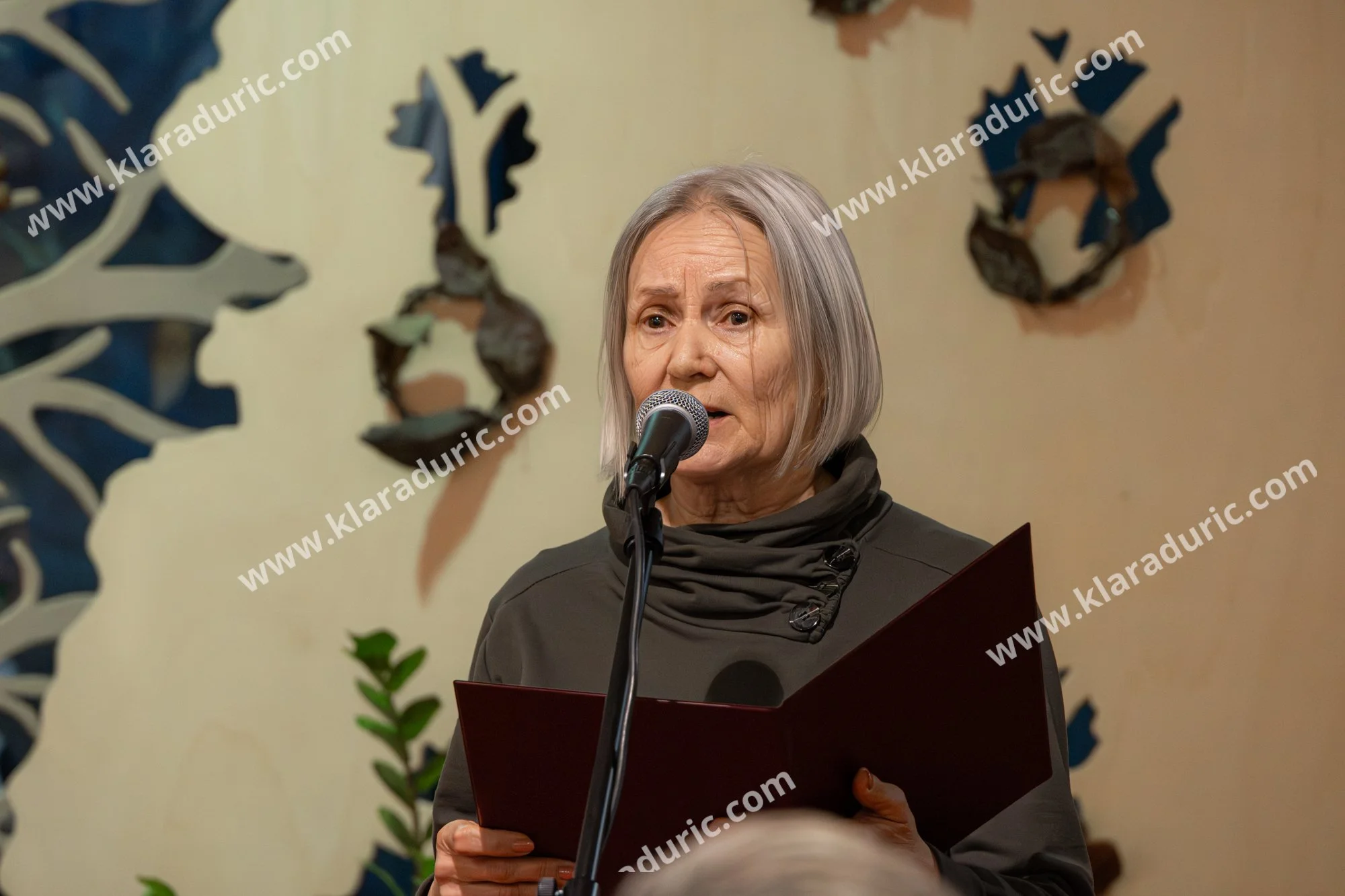 Predstavitev zbornika Tu in zdaj / Založba Cajt