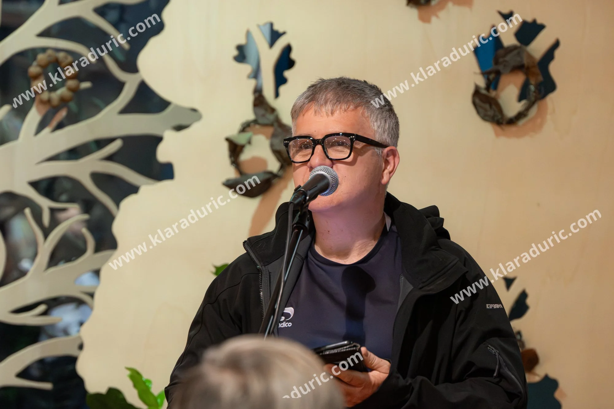 Predstavitev zbornika Tu in zdaj / Založba Cajt