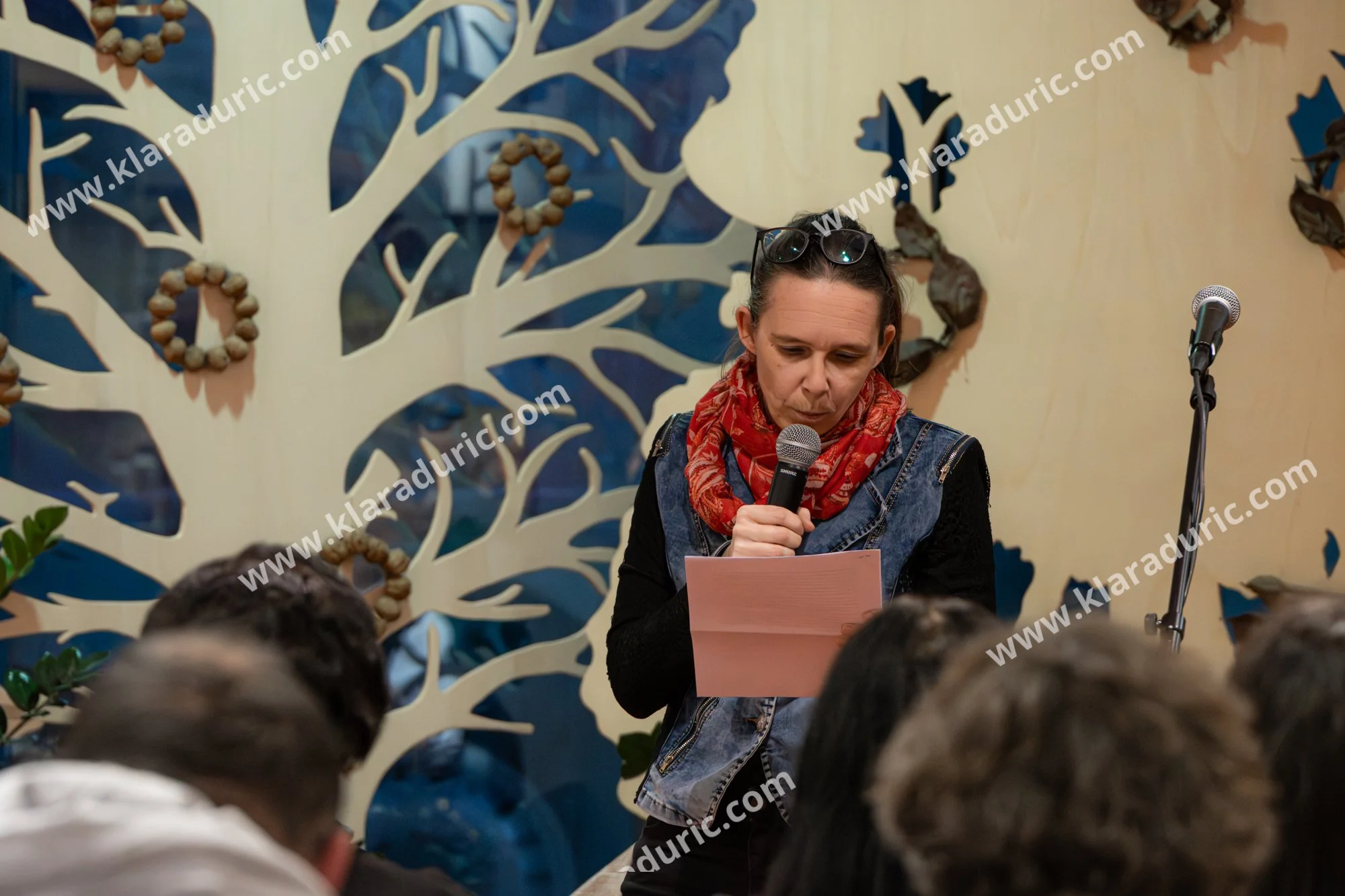 Predstavitev zbornika Tu in zdaj / Založba Cajt