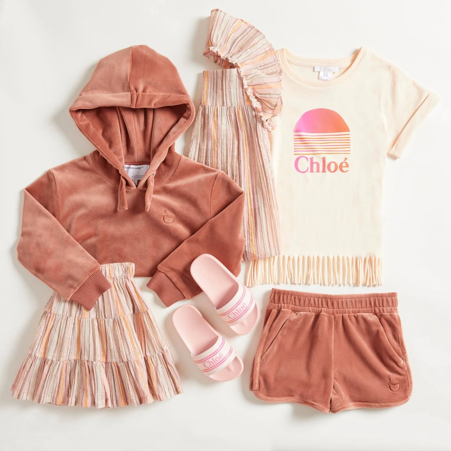200121_EA_STYLEDFLATS_GIRLSPRING.JPG
