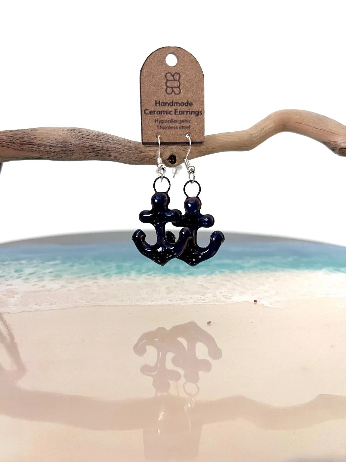 Anchor earrings.jpeg