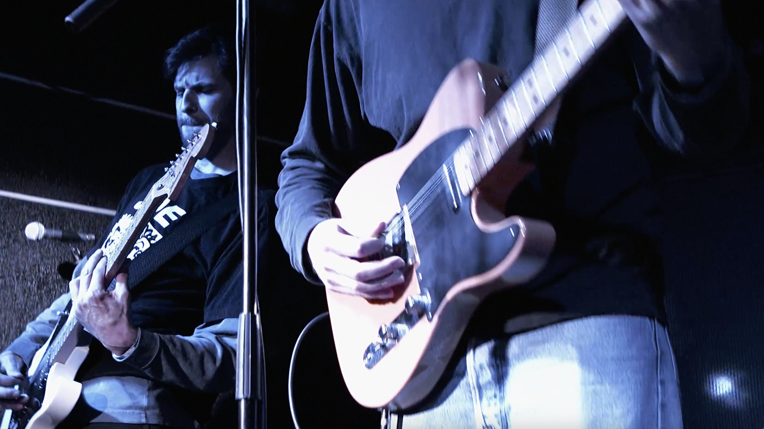 Ovven "DISHES" (Live at Zone One)