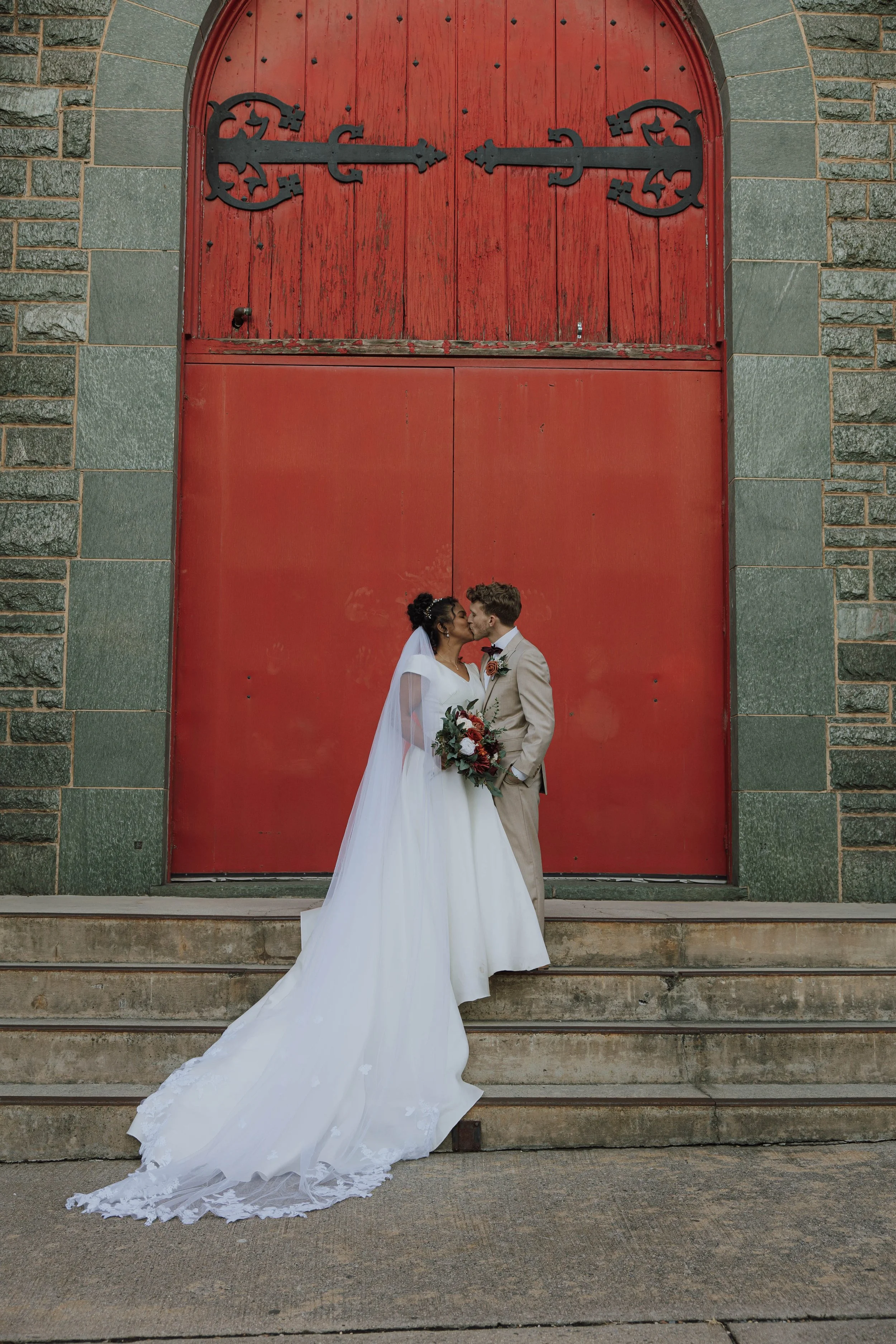 Harvey Sneaks! - RM Photography-25.jpg