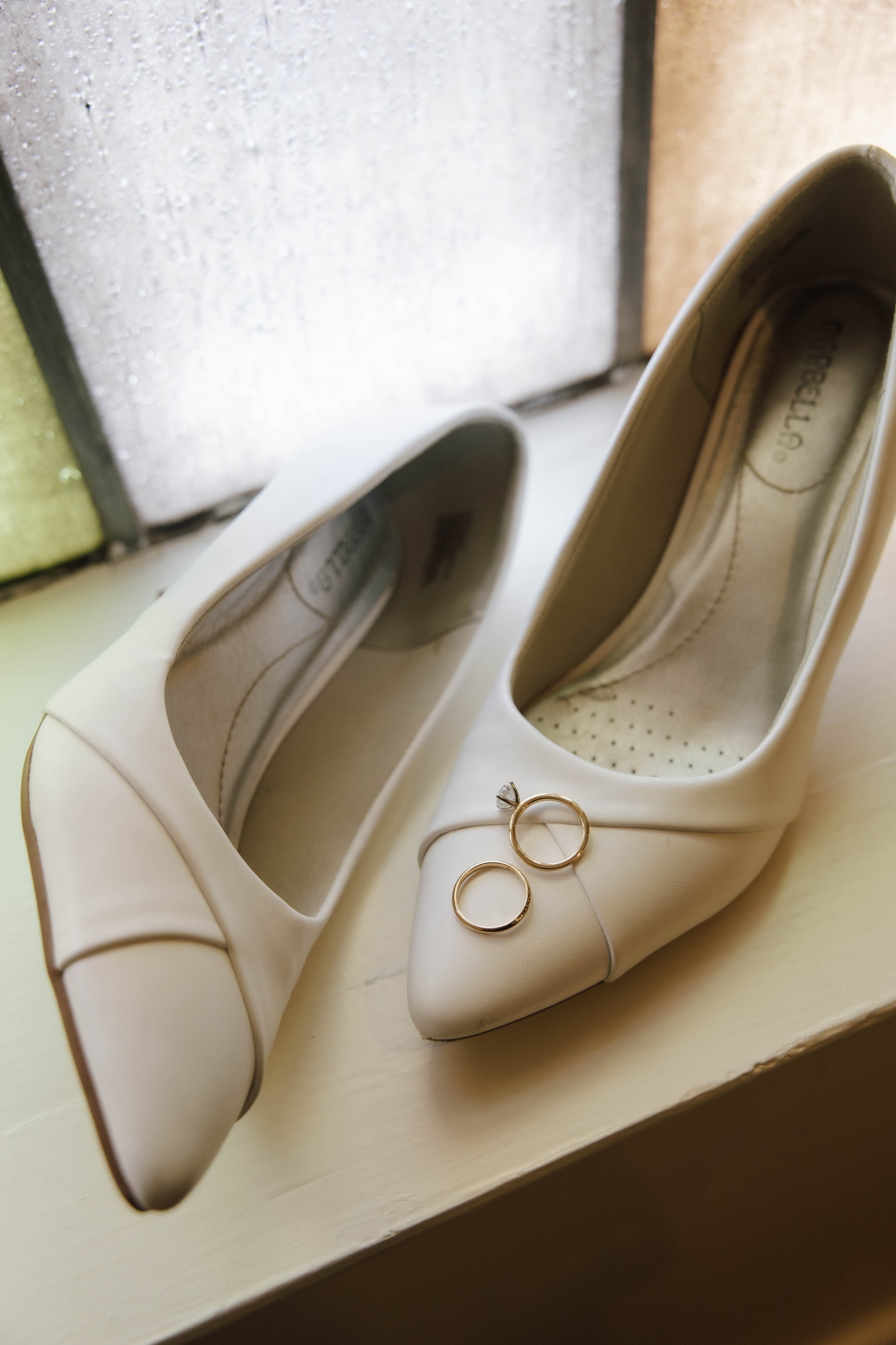 Harvey Sneaks! - RM Photography-4.jpg