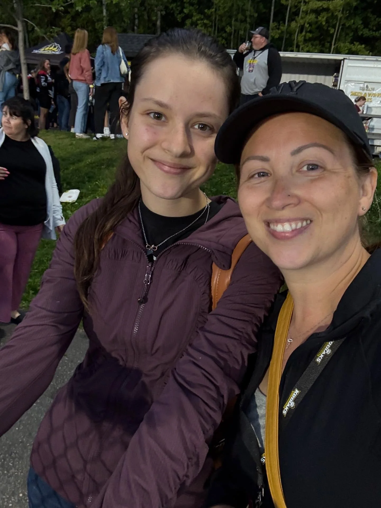 My lovely assistant tonight. 📸