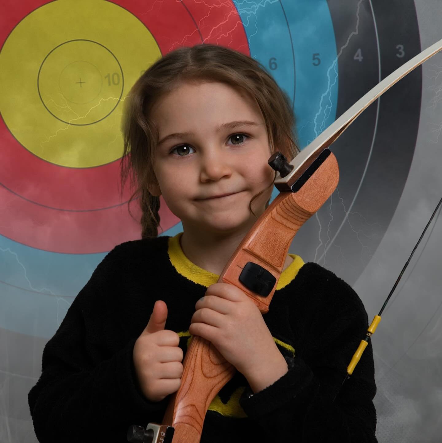 For locals interested in archery, check out upcoming events at our club! 

@silvertiparchers