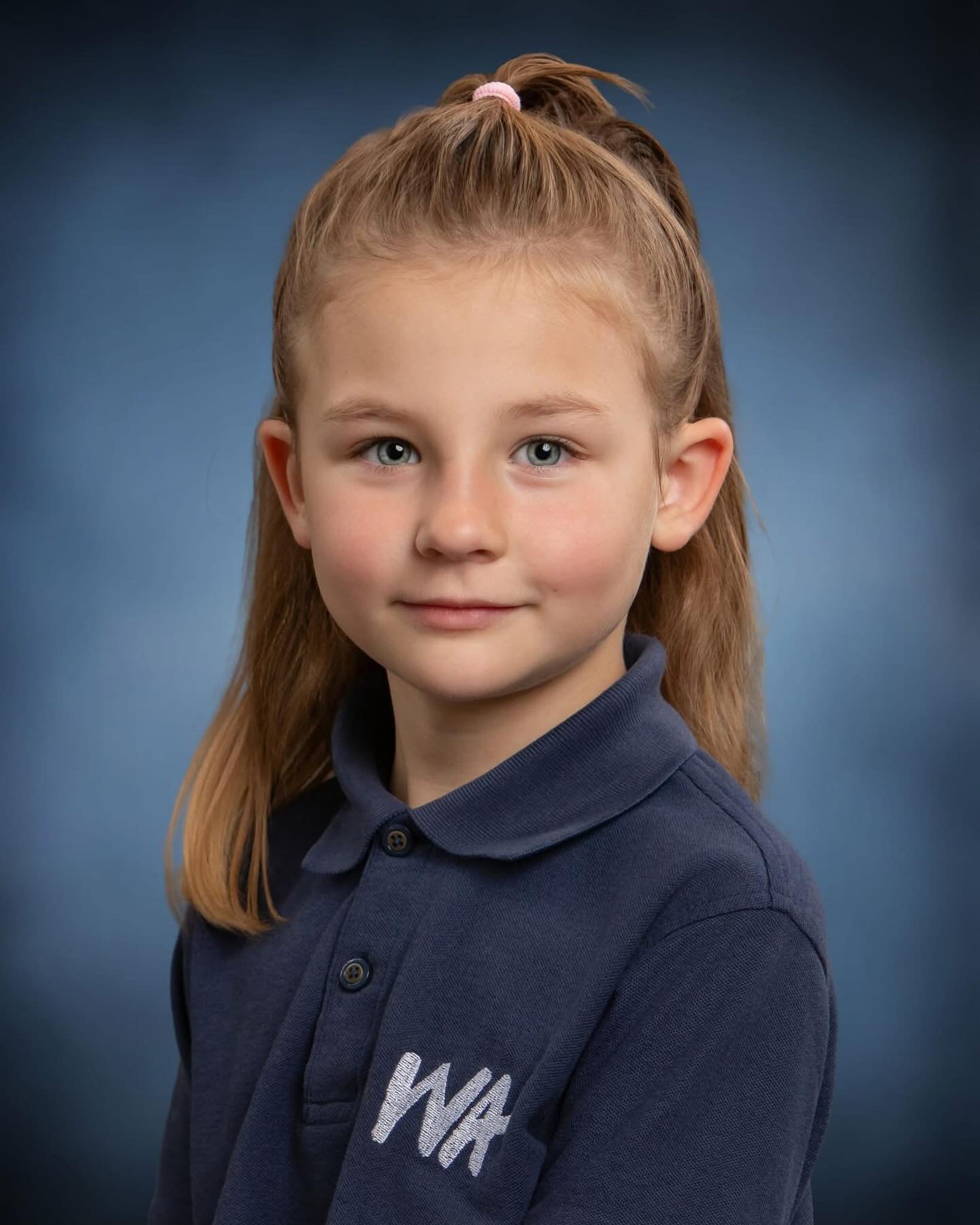 It&rsquo;s that time of year again! 📸

Every fall, I get messages from parents who weren&rsquo;t thrilled with their child&rsquo;s school photos. 

If that sounds like you &mdash; don&rsquo;t worry! I&rsquo;ll be hosting another in-studio school pho