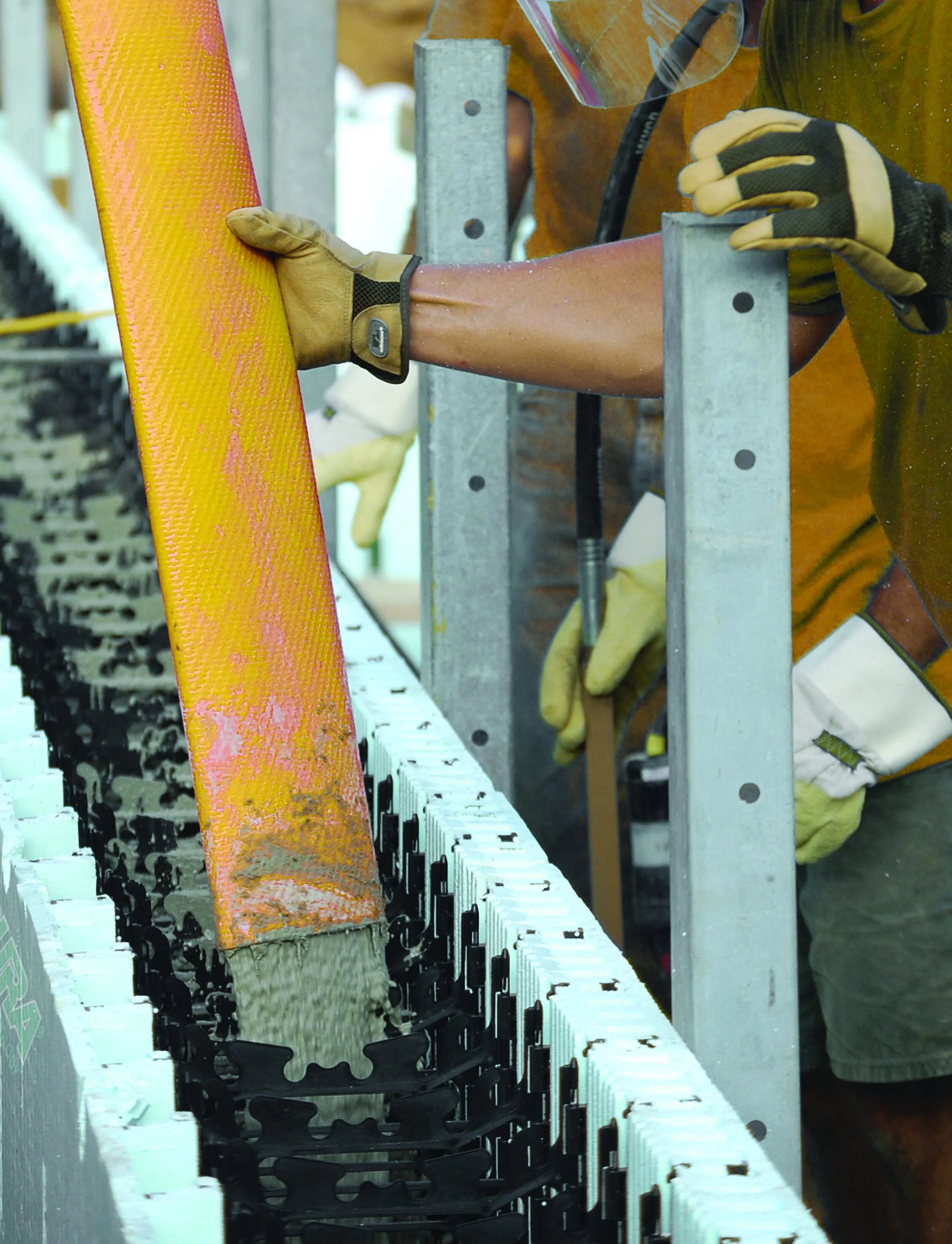 concrete-pour_xl.jpg