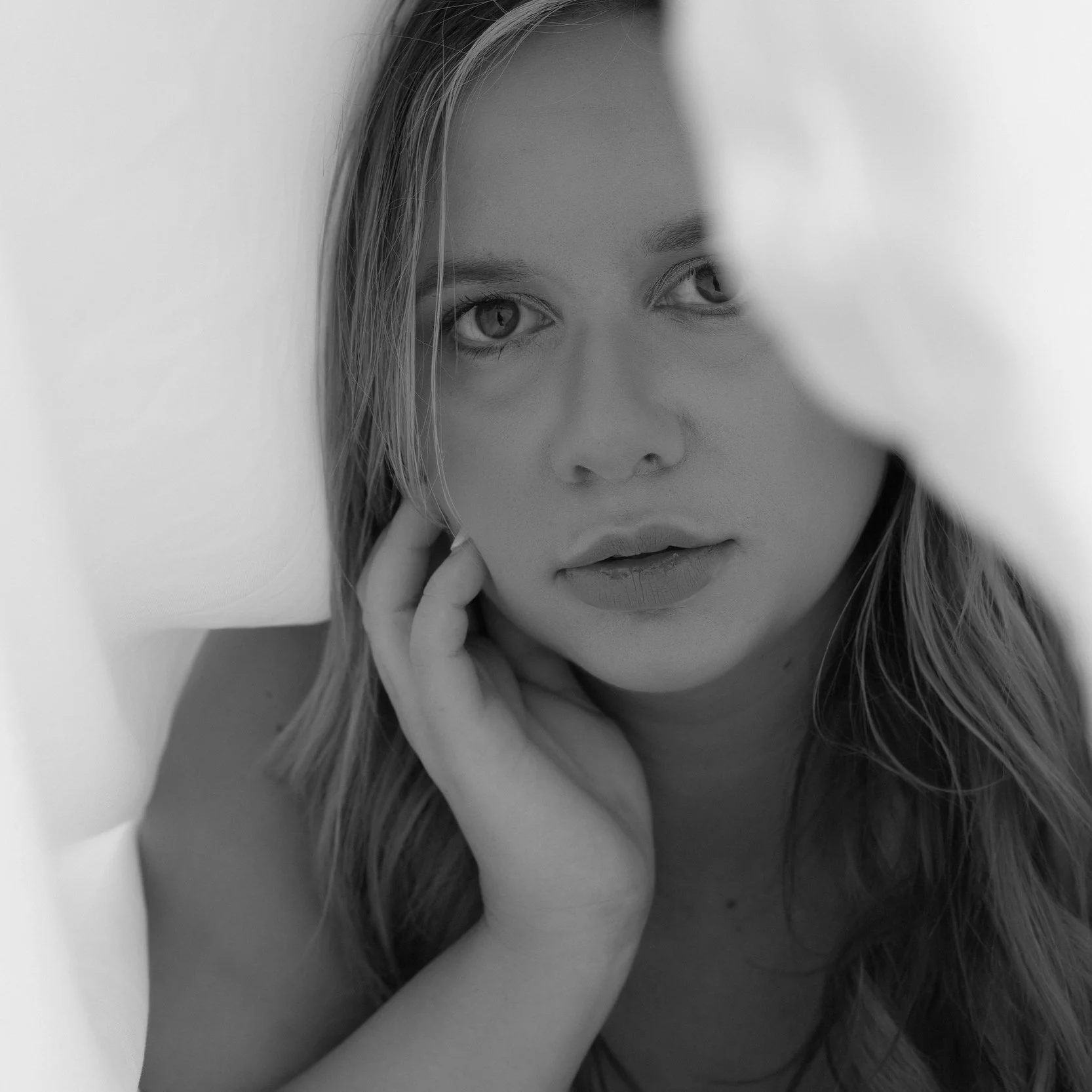 Claire-32 bw.jpg