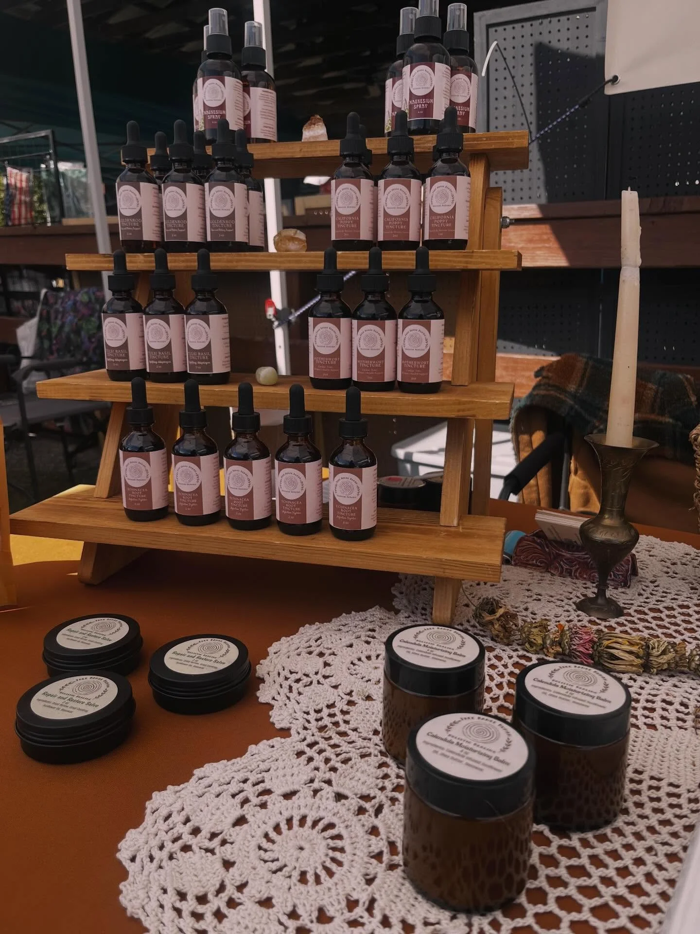 Market season is taking shape 🌿

I&rsquo;ve been updating the website with upcoming markets for Free Range Human, and I&rsquo;m currently working on my full market schedule for the year. There are some beautiful gatherings ahead, and I&rsquo;m so ex