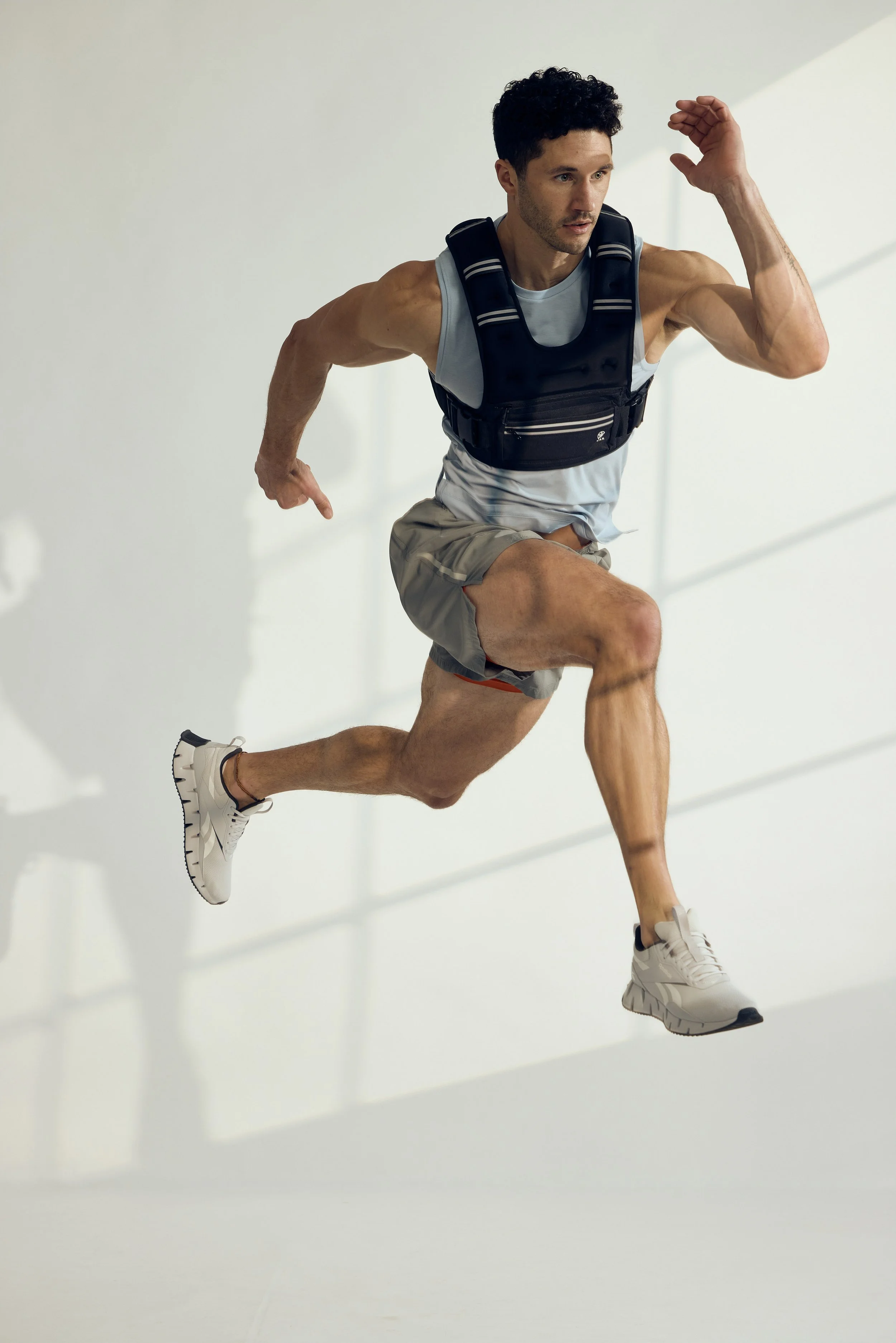 281-05-67365_GM_PRECISIONFIT_WEIGHTED_VEST-12LB-BLACK_655.jpeg