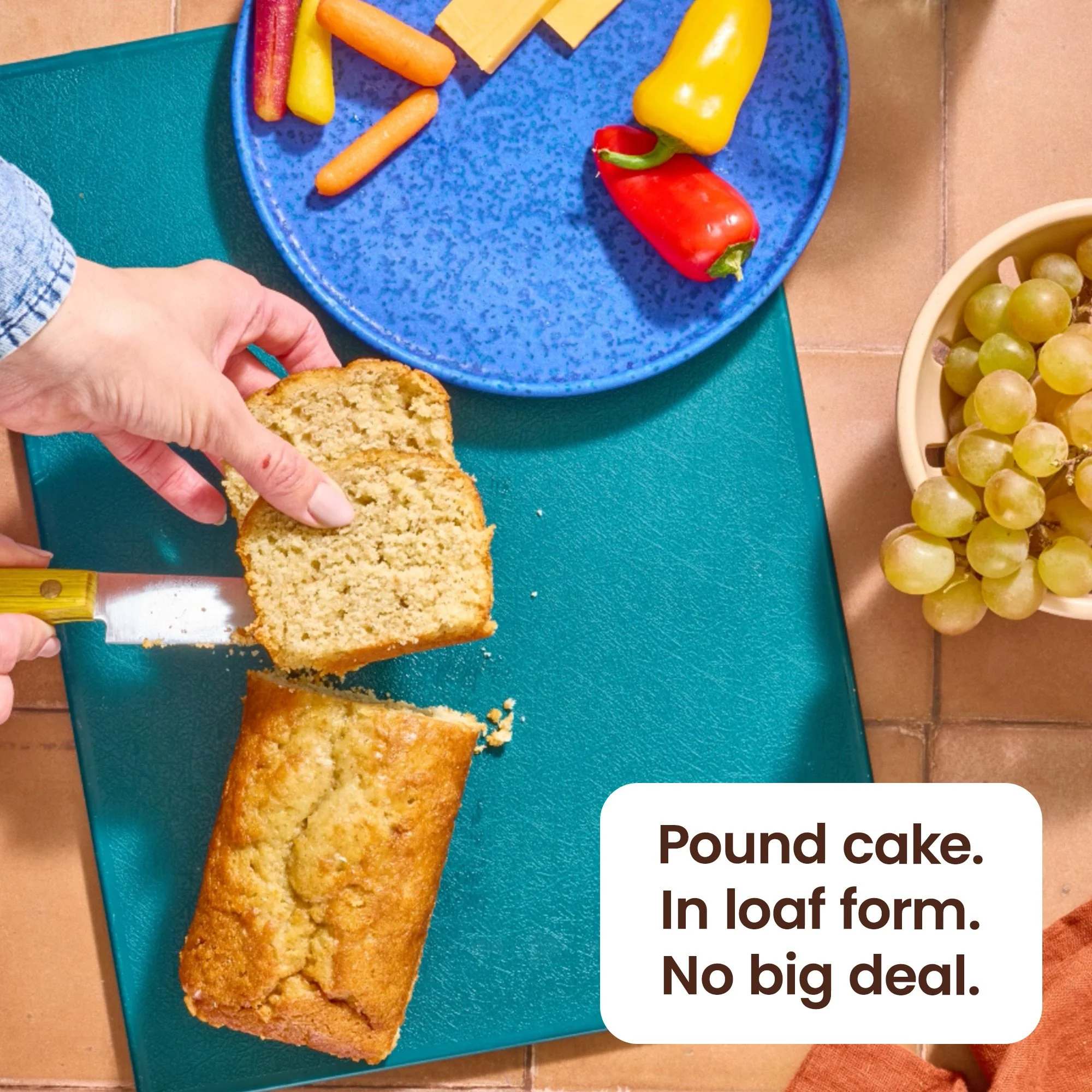 amazon_carousel_pound_cake_06.jpg