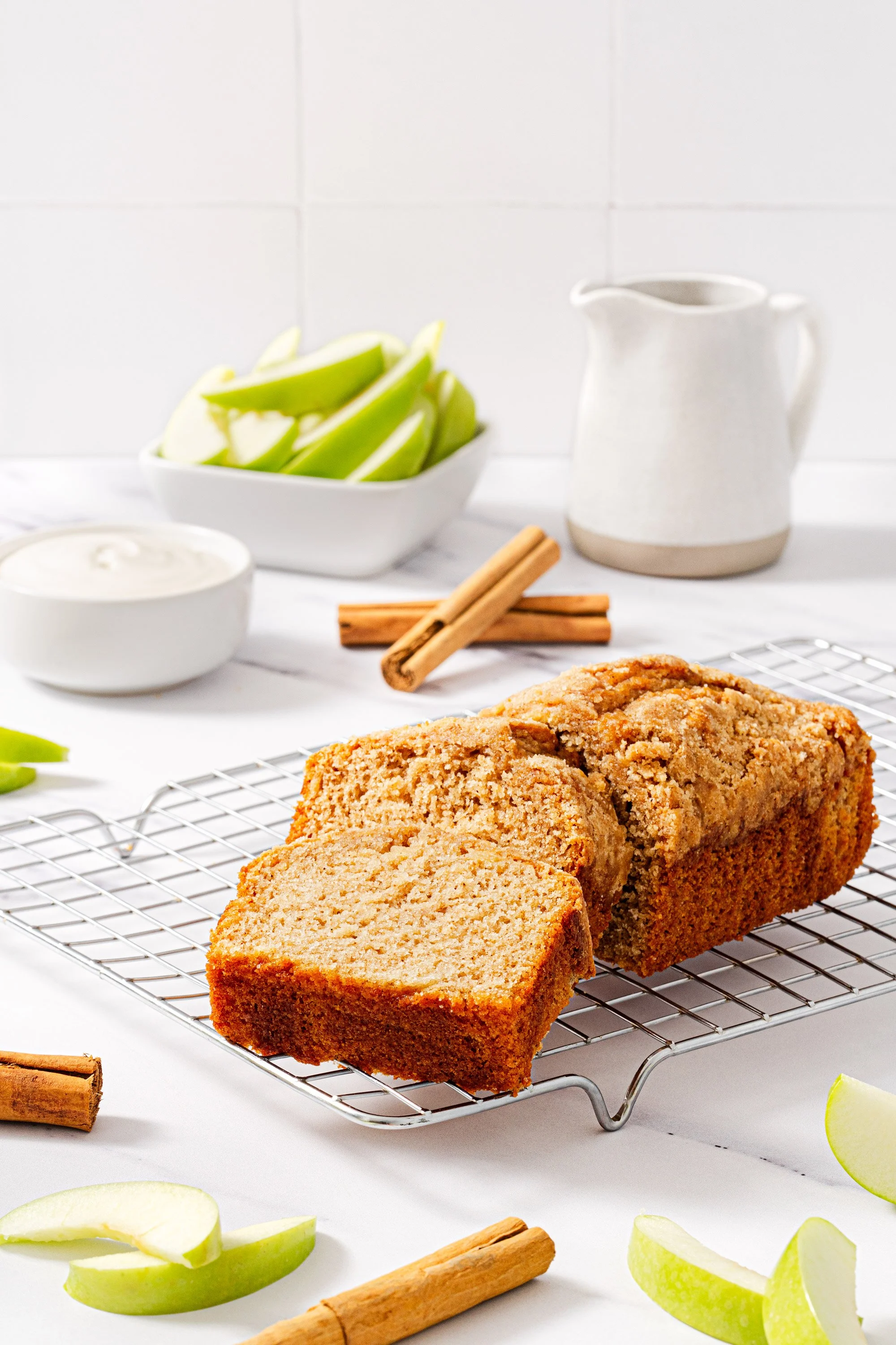 apple_crumble_bread_product_photo_12.jpg