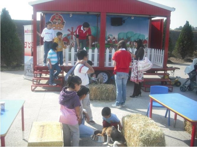 Granja_movil_3.jpg