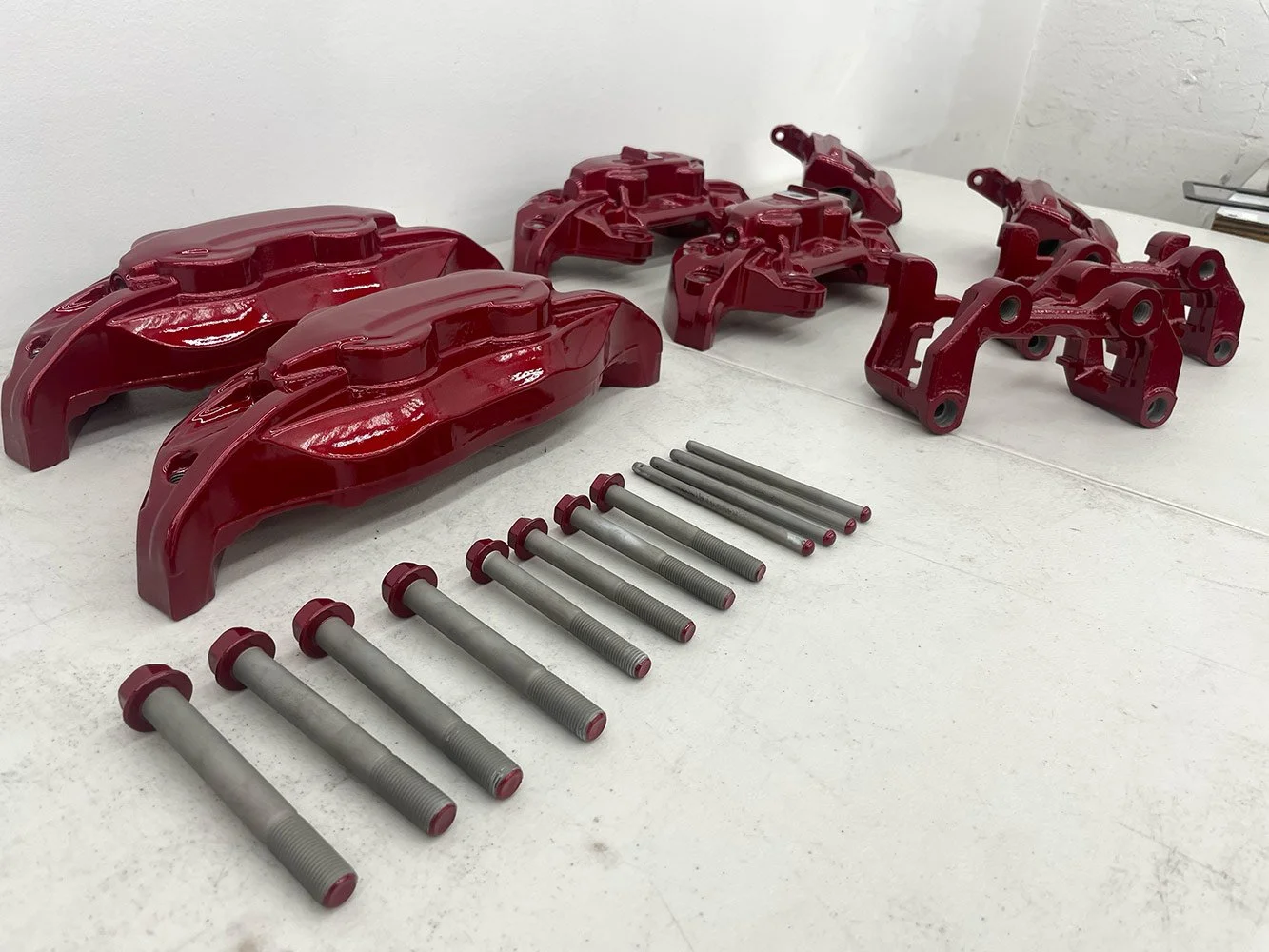 red-brake-calipers.jpg