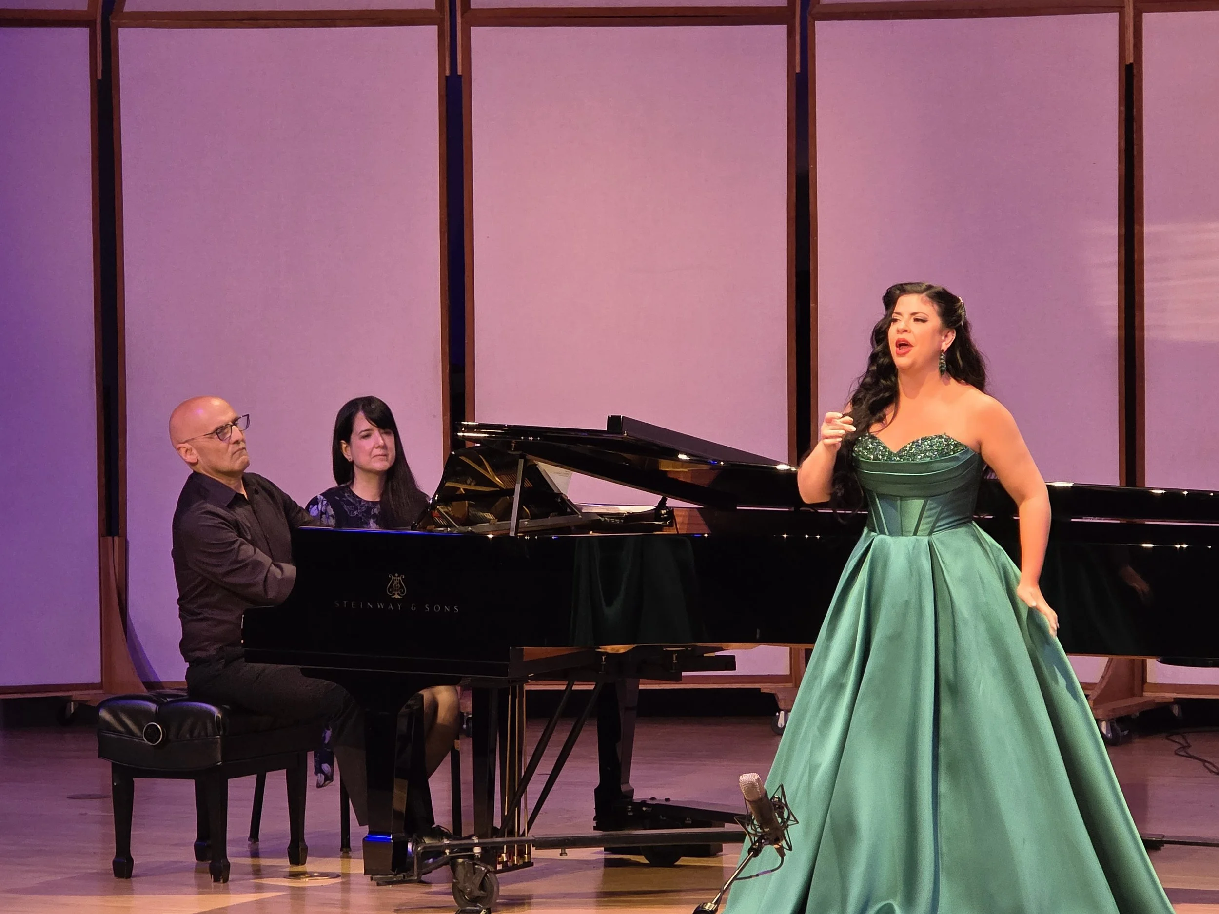 Laura León (soprano) with Robert Koenig (piano)