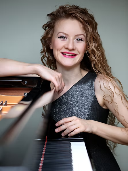 ASiya Korepanova.png