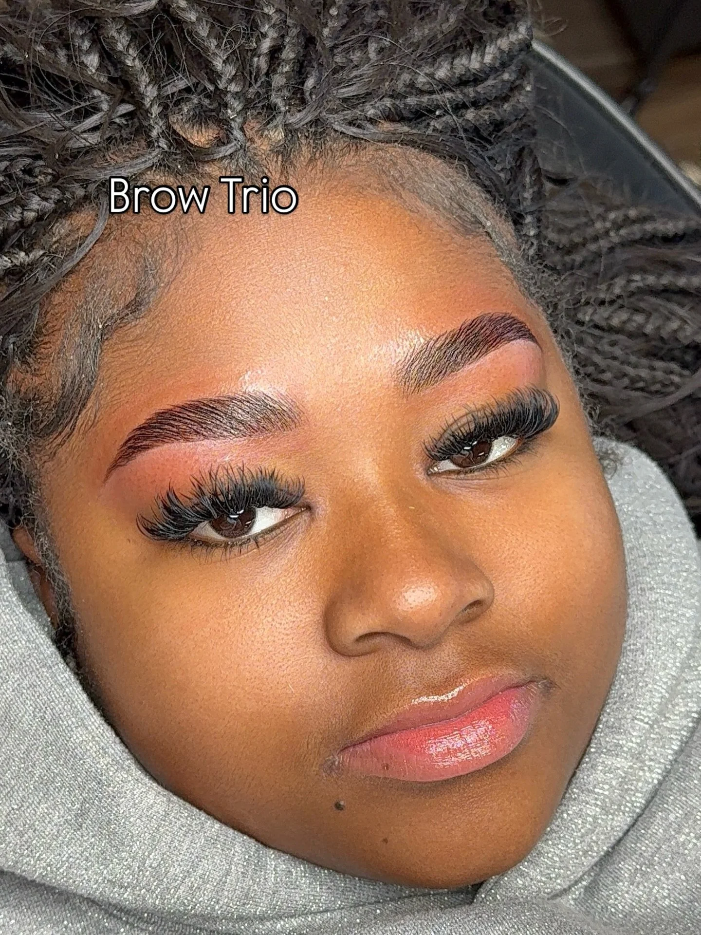 Sculpted and defined yet not overdone 

Brow trio includes lami, wax and tint. 

Brow mapping is included in every brow service 

Lasts 6-8 weeks