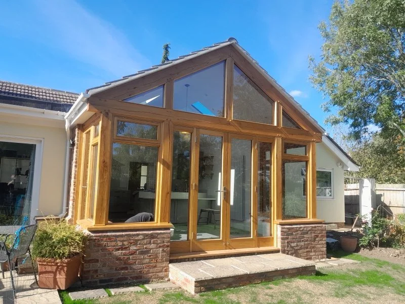 Barley - Oak Garden Room