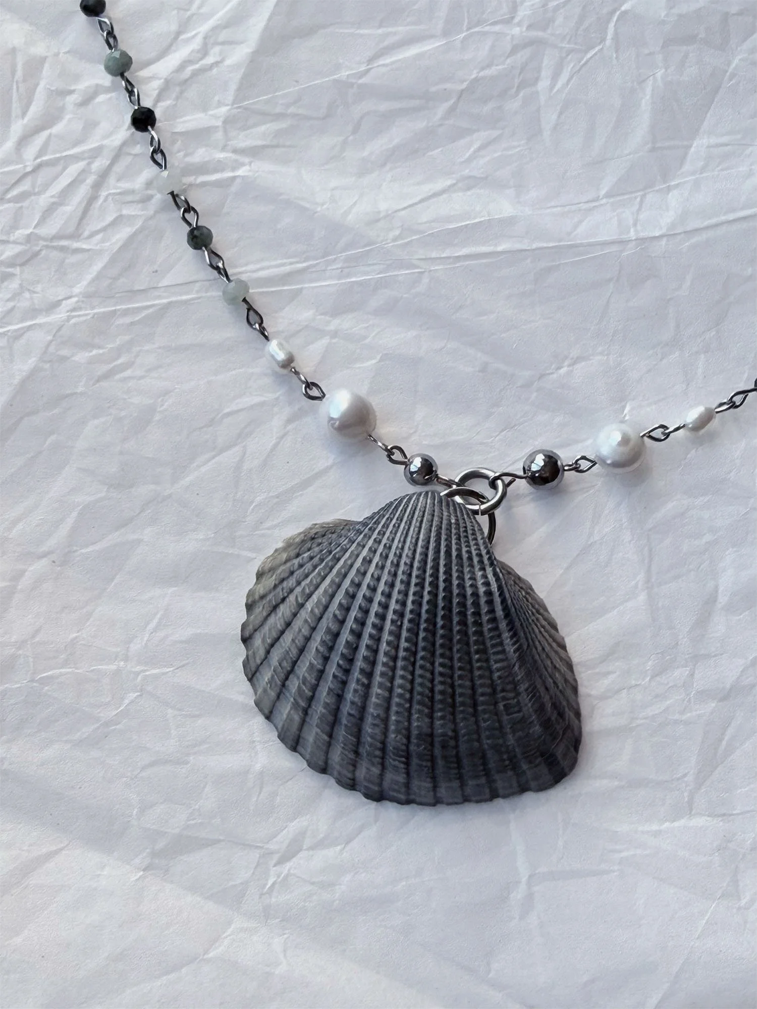 Jura-ProductPhotography-Drop01 _0003_Necklace  B Detail.jpg