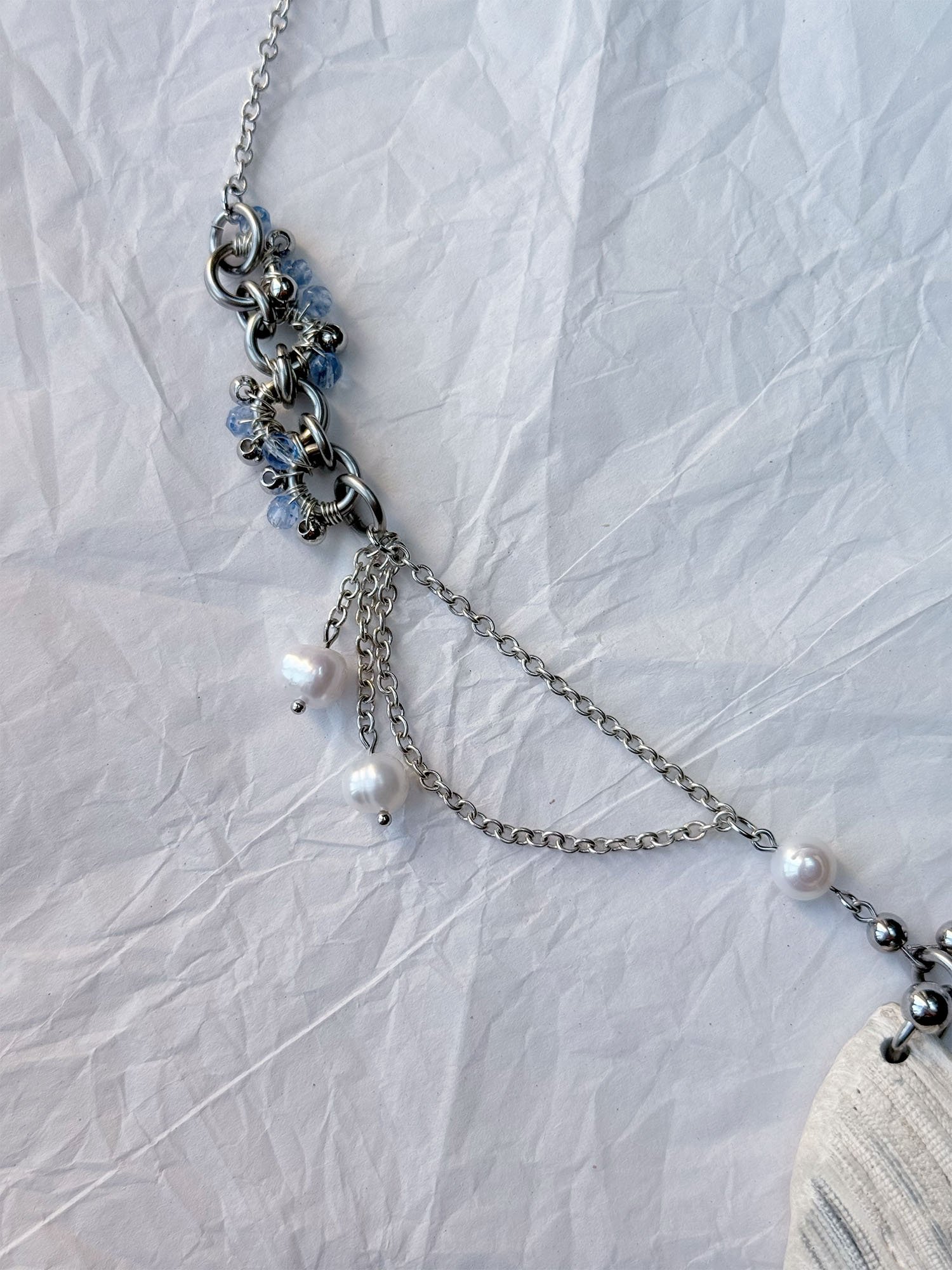 Jura-ProductPhotography-Drop01 _0001_Necklace A Detail 02.jpg