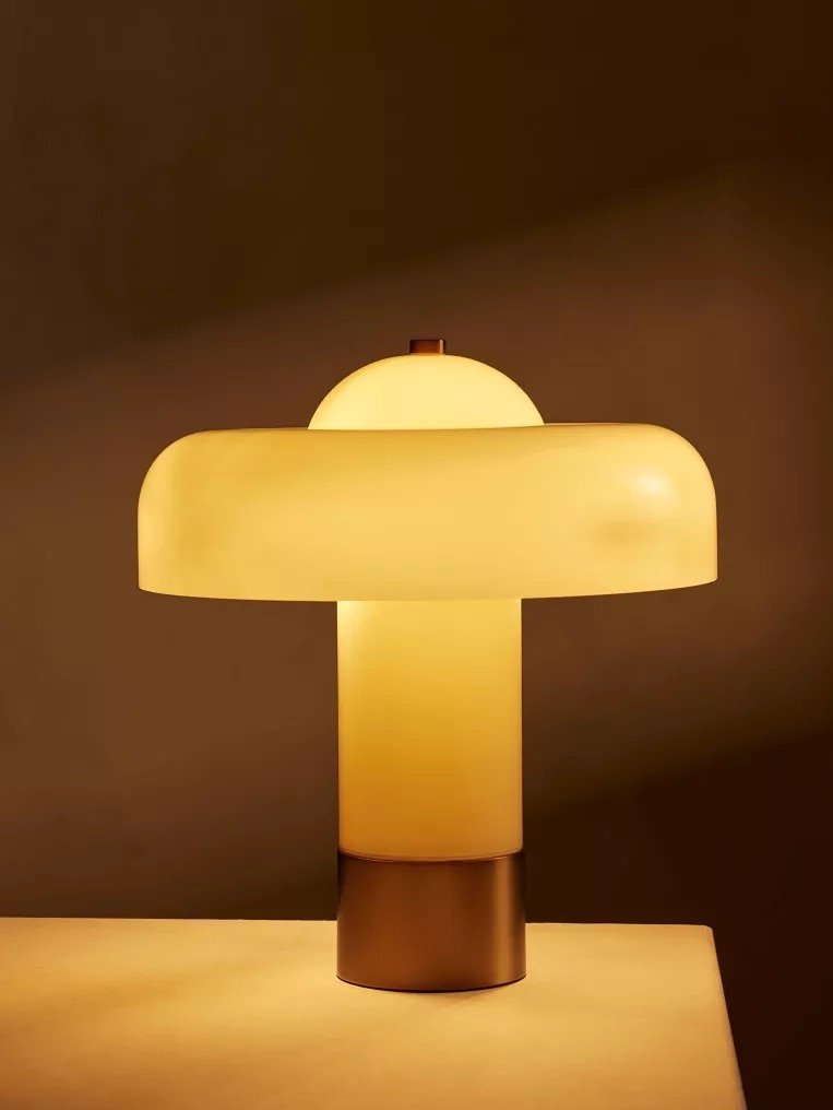 Soho Home Giovanni Moulded Lamp