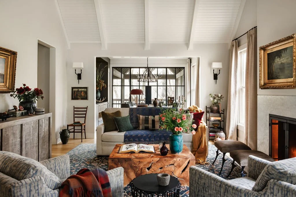 Southern Cottage vacation home with patterned textiles