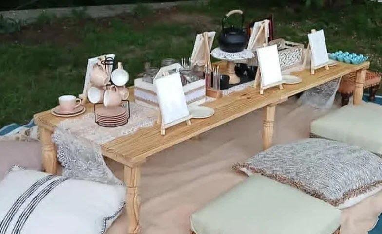 Art Table Set up - Ready to paint 