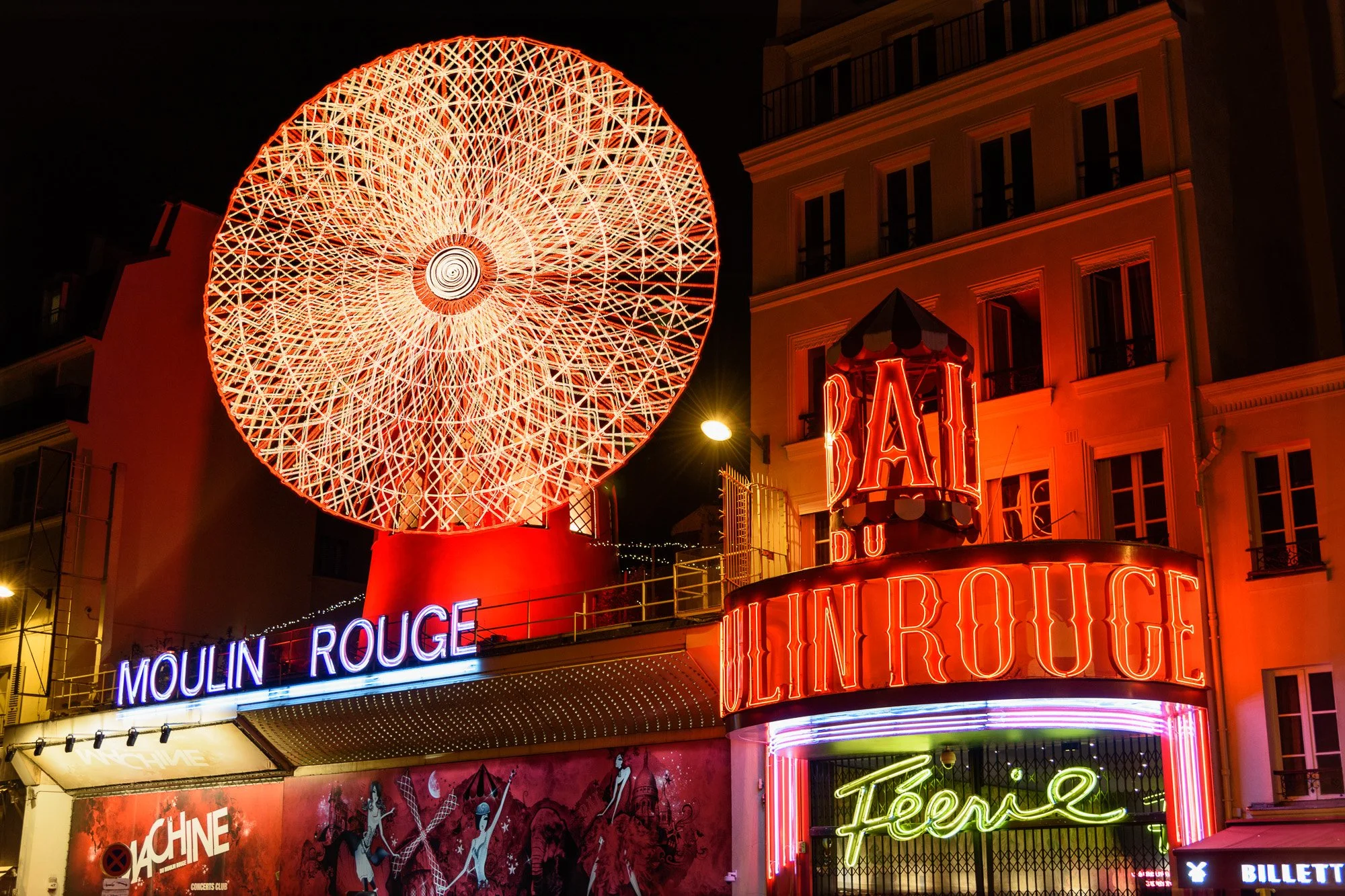 Fleur de Moulin Rouge - Paris, France