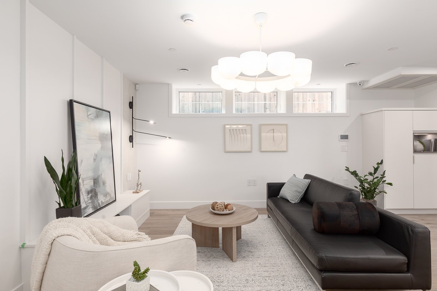 1143-West-33rd-Avenue-Web-17.jpg
