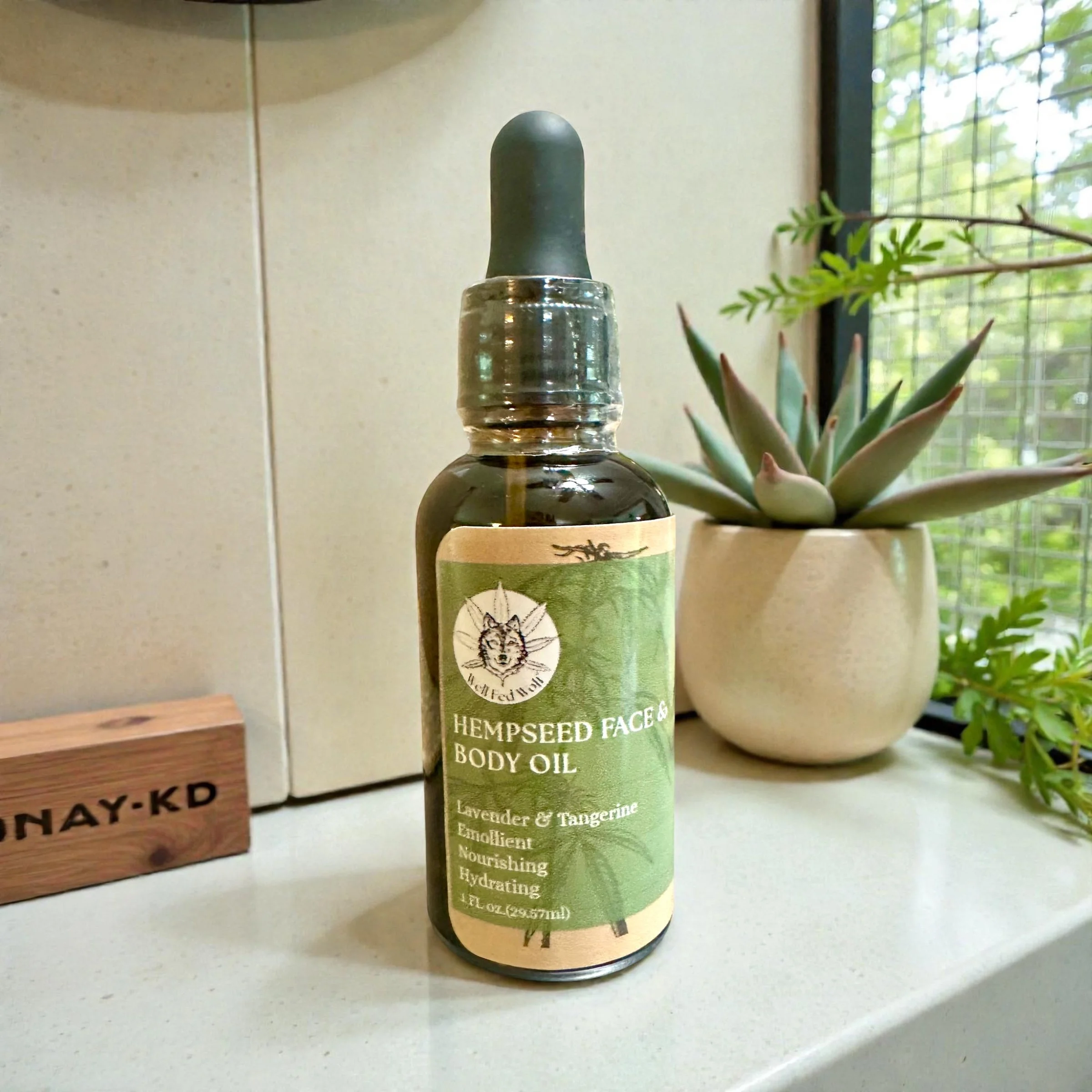 New Hempseed oil Lav Tan oil.JPG