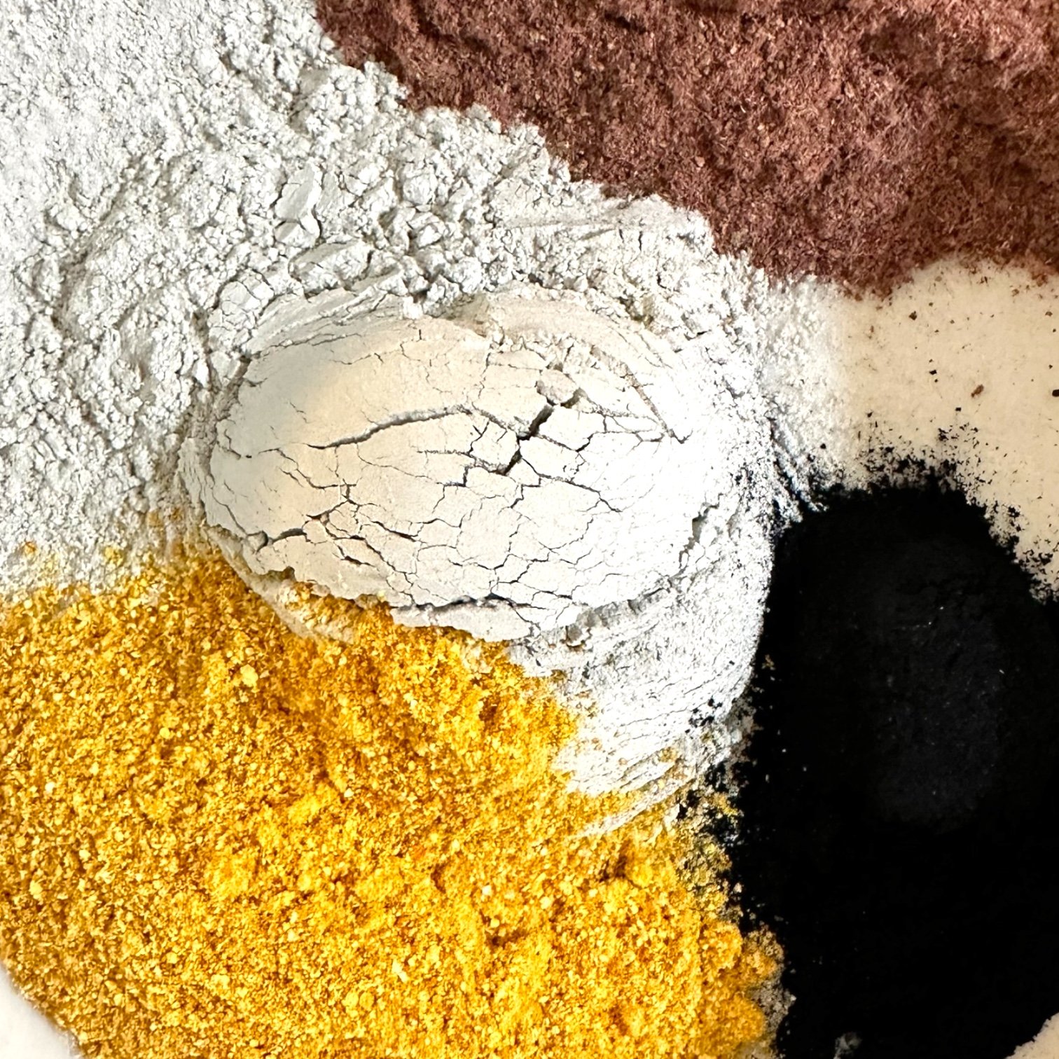 BOTANICAL POWDER FACE MASK .jpg