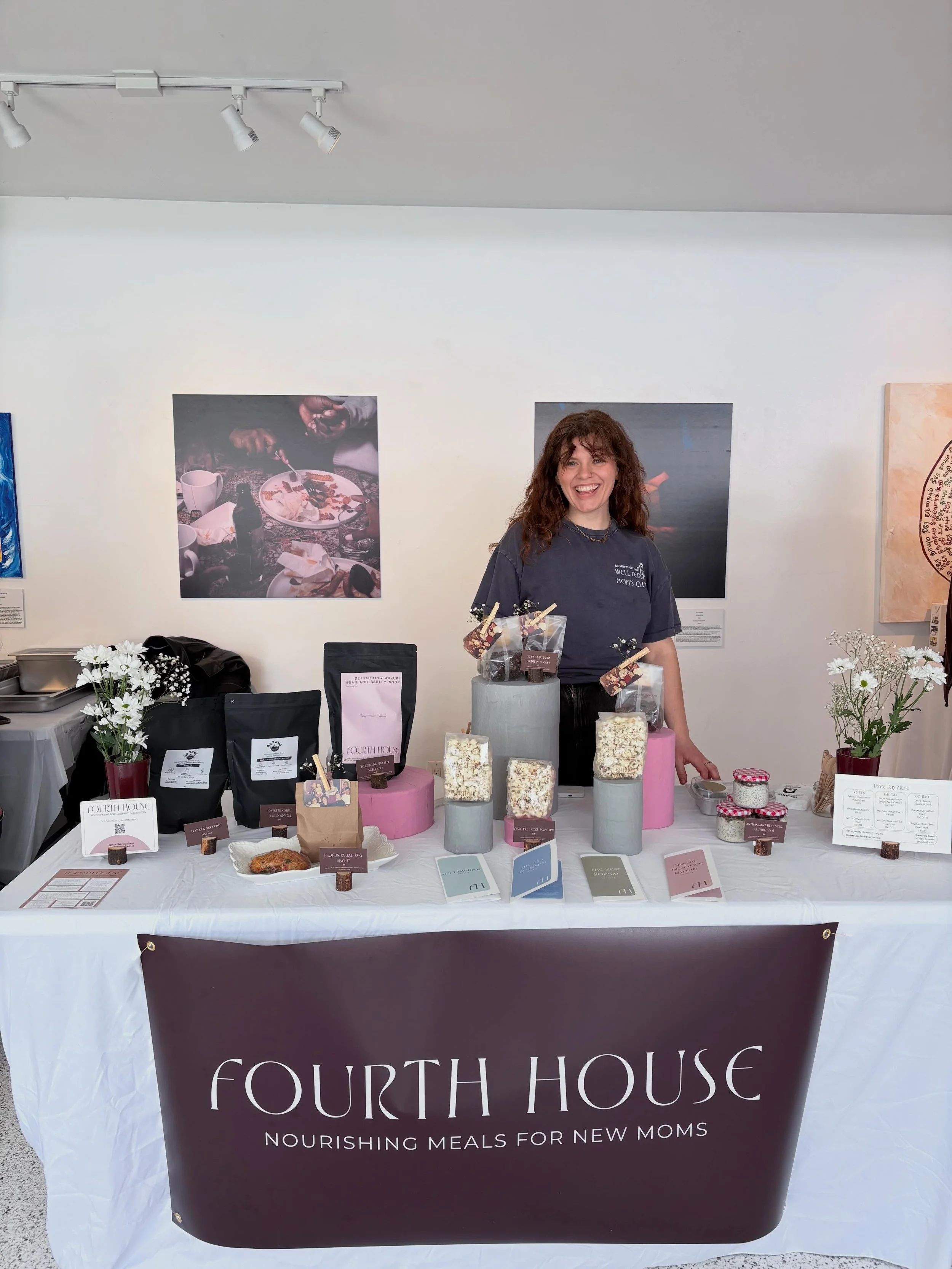 🌞The Sun is Shining and it&rsquo;s MOTHERS DAY WEEKEND @stacktmarket 

Come visit us, learn more about what we offer, and grab some tasty snacks 

Saturday &amp; Sunday 
12-7 
Free Entry