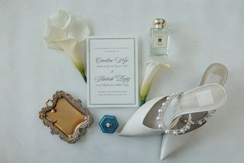 02_invitation_flatlay.jpg