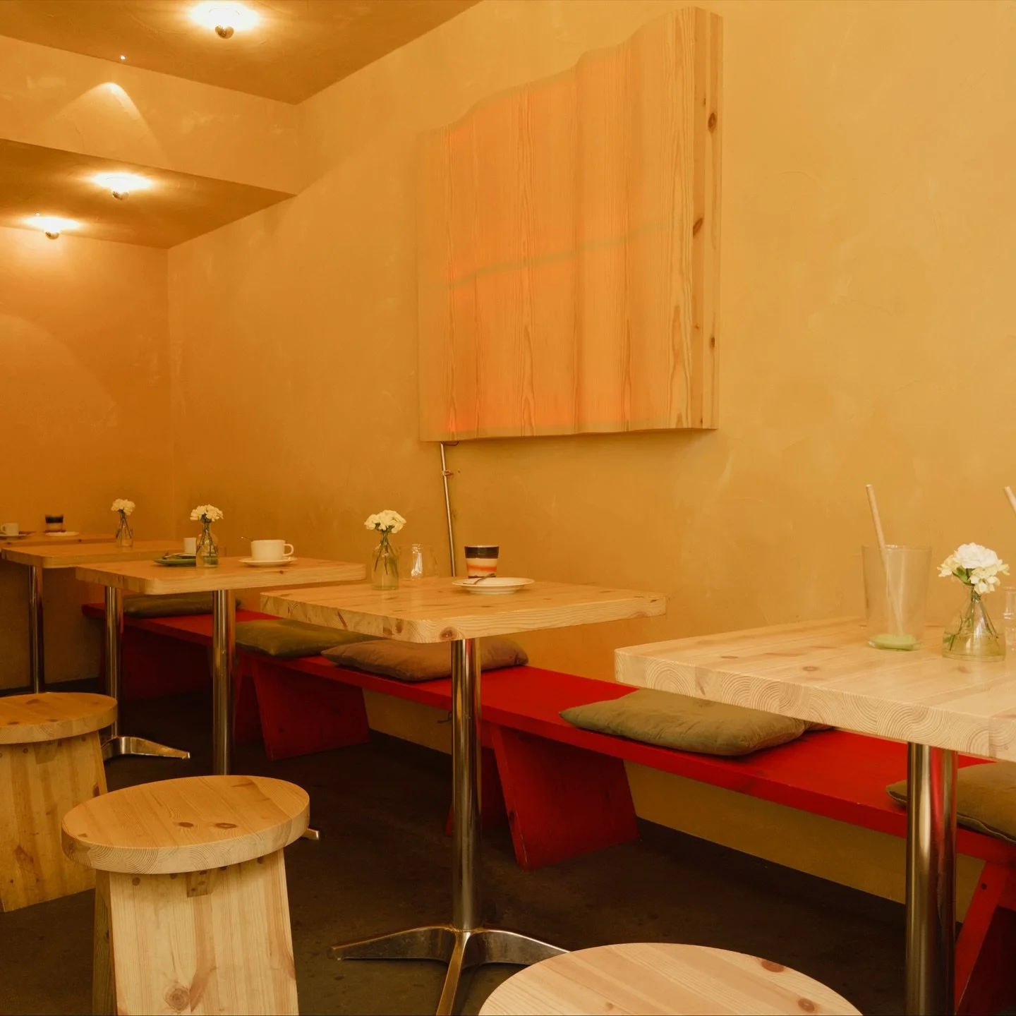 Just another normal day at El Fant.
Come by for coffee and lunch in the heart of Helsinki💚

#elfant #helsinkicafe #handbrew #cafelife