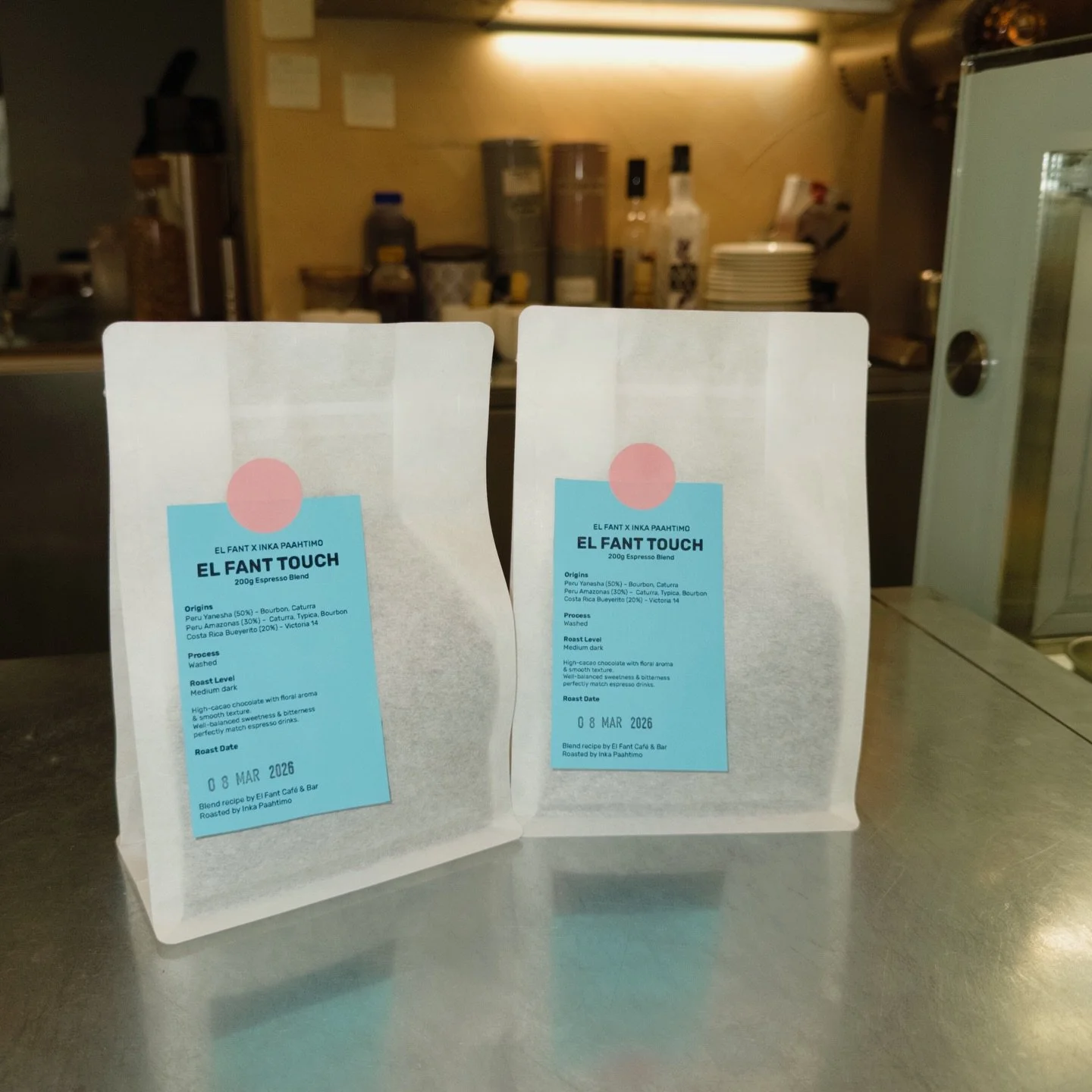 ☕️El Fant Touch, our house espresso blend, is back.
Now nicely rested and ready for espresso. Alongside it, miso-roasted almonds and house granola, both made in-house. Simple things we like to keep around, for coffee, for breakfast, or just in betwee