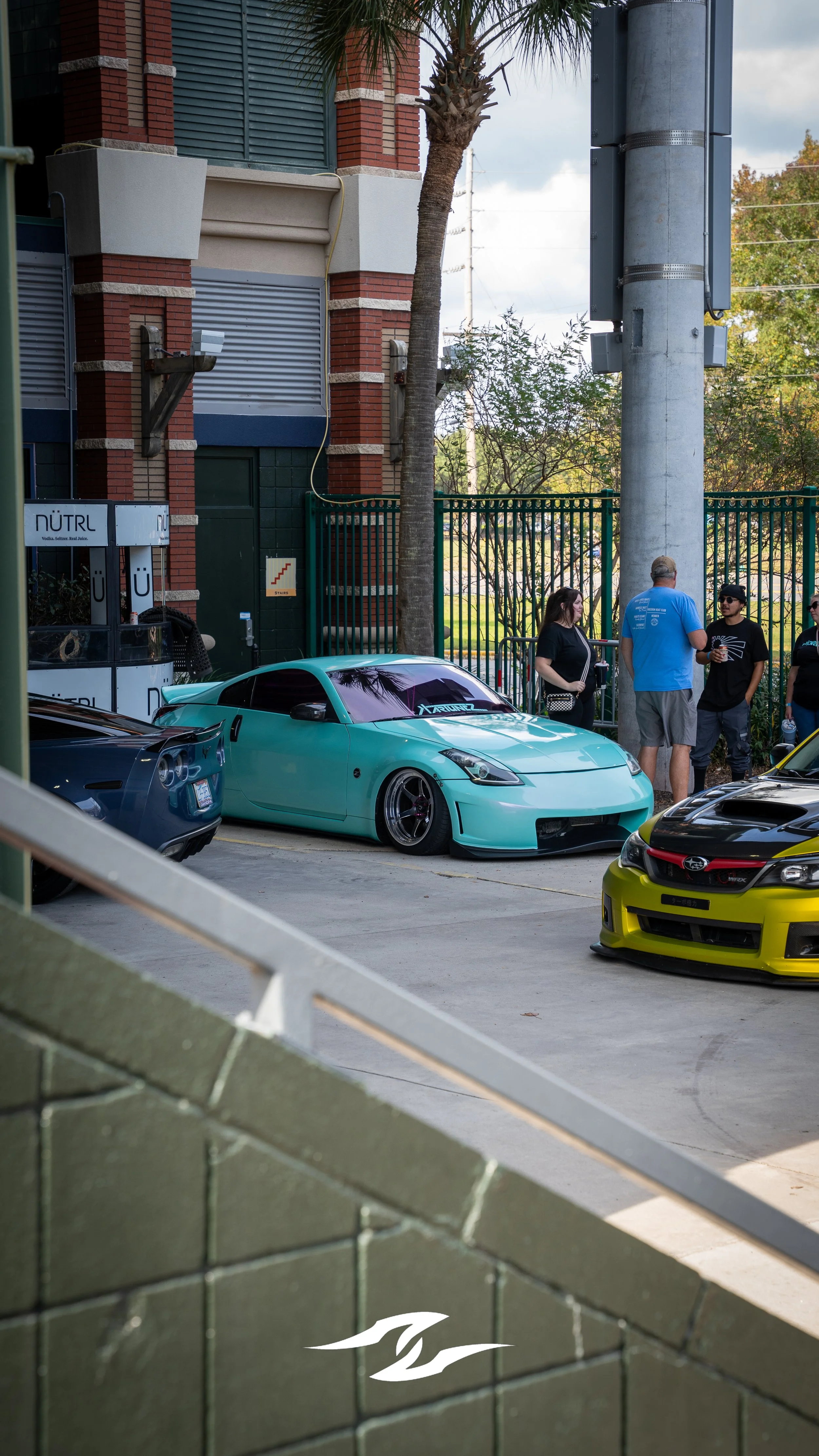 Blue 350z - Watermarked - (2).jpg