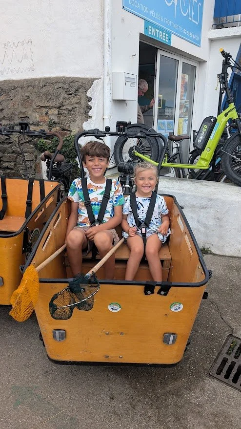 We rented some bikes to cycle around l'Île d'Yeu!