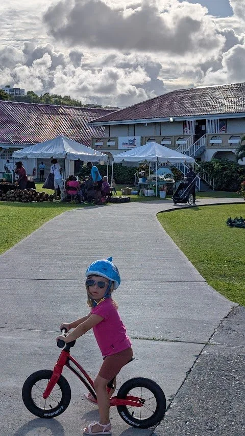 Stretching our legs around the marina as soon as we were checked in!