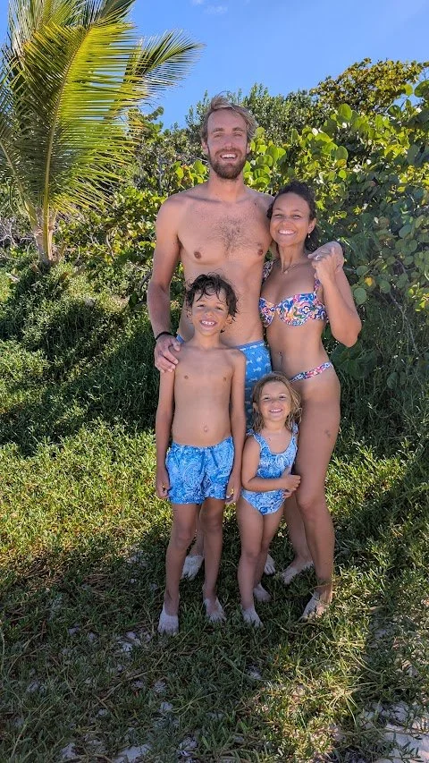 We spent a great day kiting at Green Island and finally managed a family shot where everyone's eyes were open!