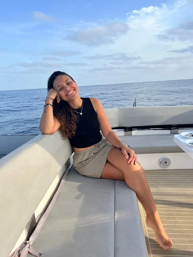 One very tired mamma from a long night of issues with the halliard, Maddie waking up multiple times and just the usual boat life - but it was so good to celebrate our baby girl and sail into the sunset!