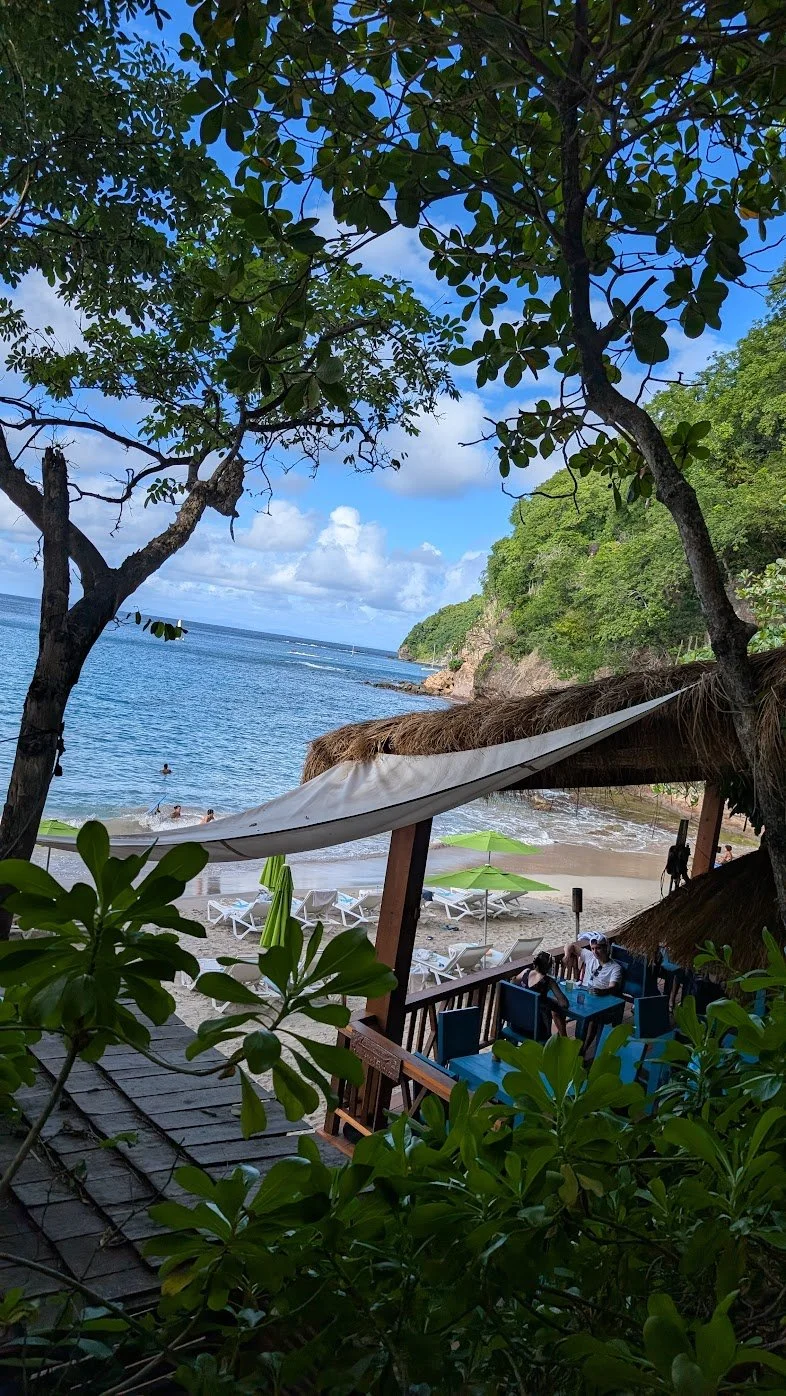 Amazing food, great vibes and cute little beach!